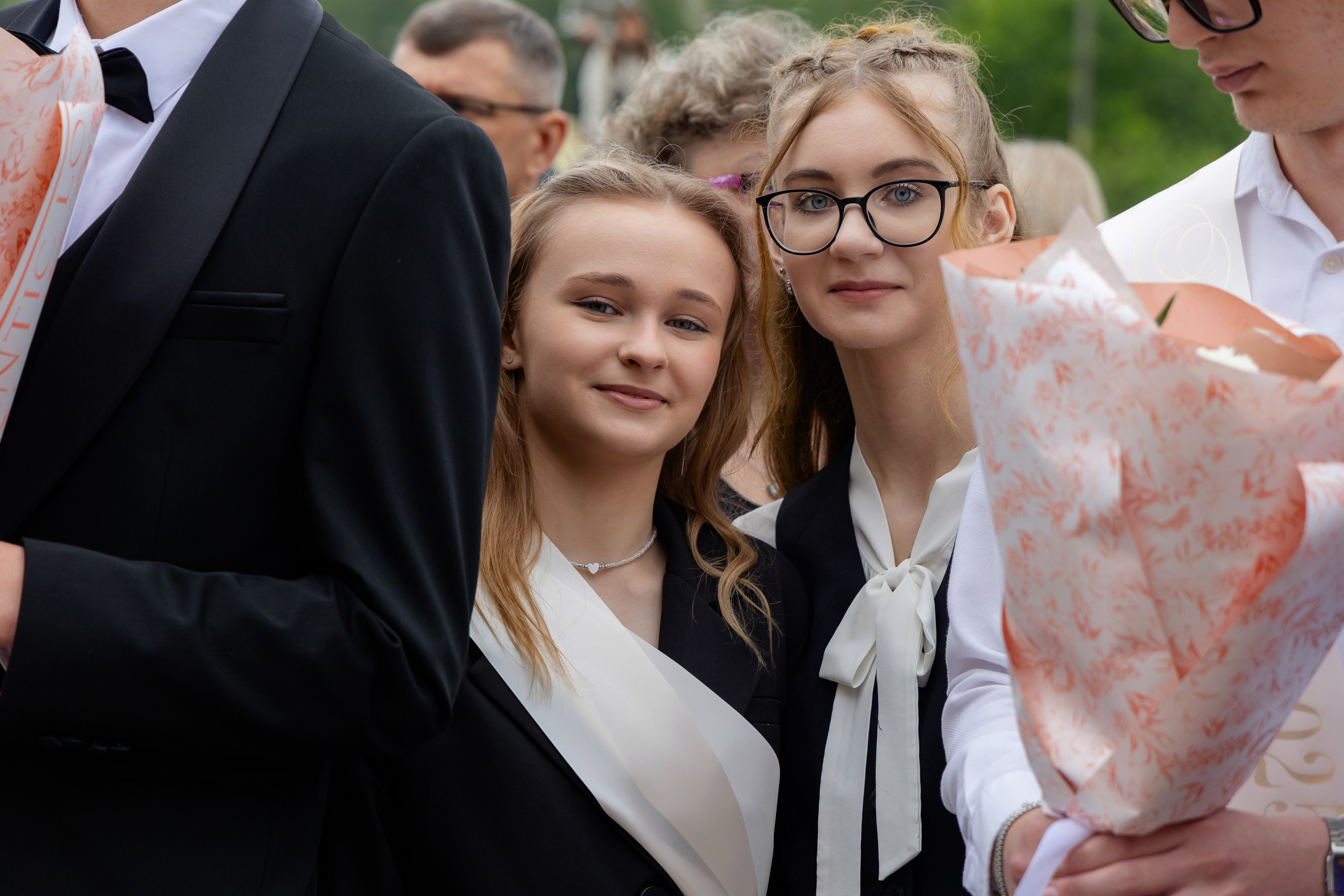 Последний звонок 2025 в Минске. Свадебный фотограф в Минске/Беларуси Сергей Спиридонов