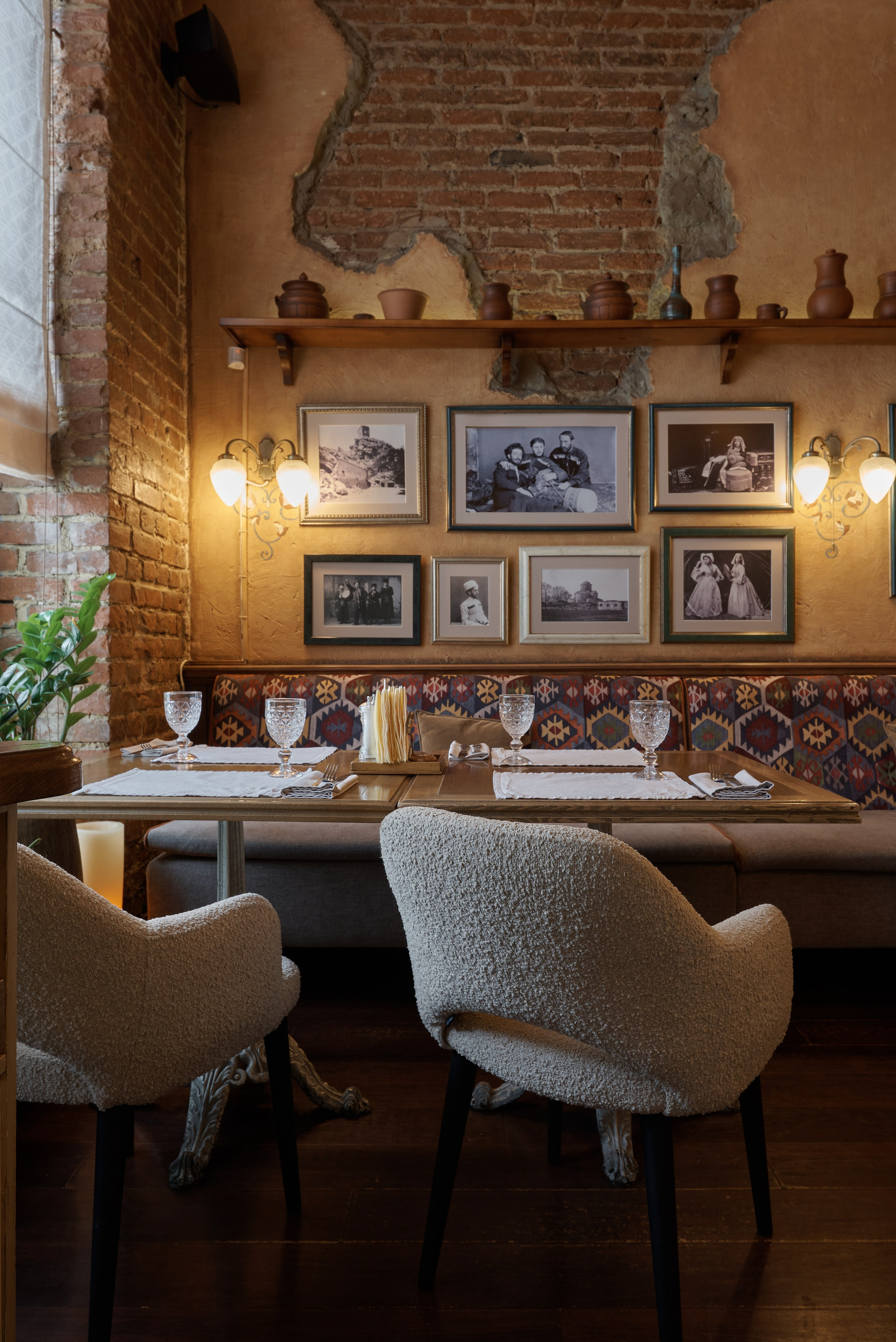 Хмели Сунели, Екатеринбург. Абросимов Лев интерьерный и архитектурный фотограф