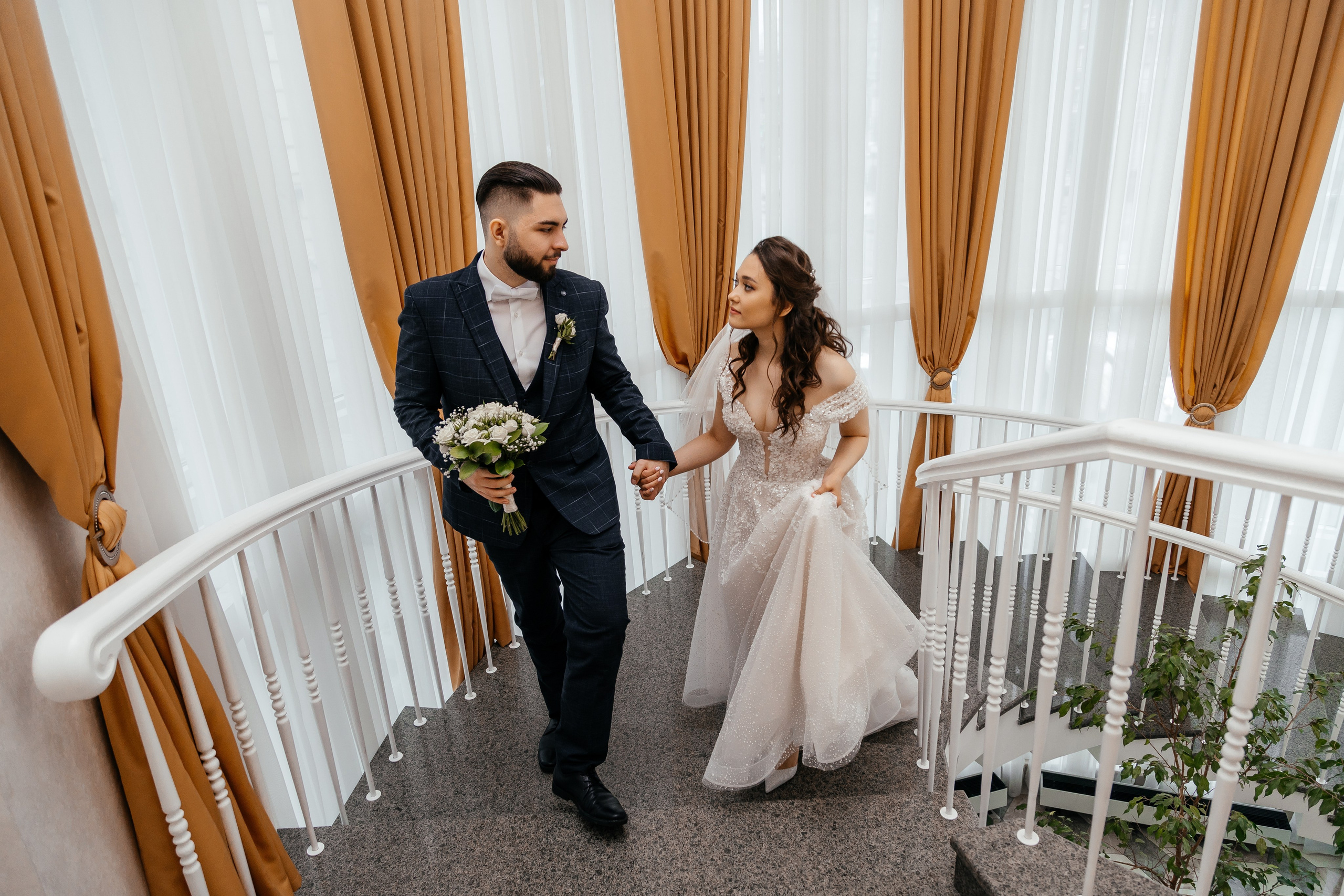 ЗАГС Центральный. Свадебный фотограф Новосибирск