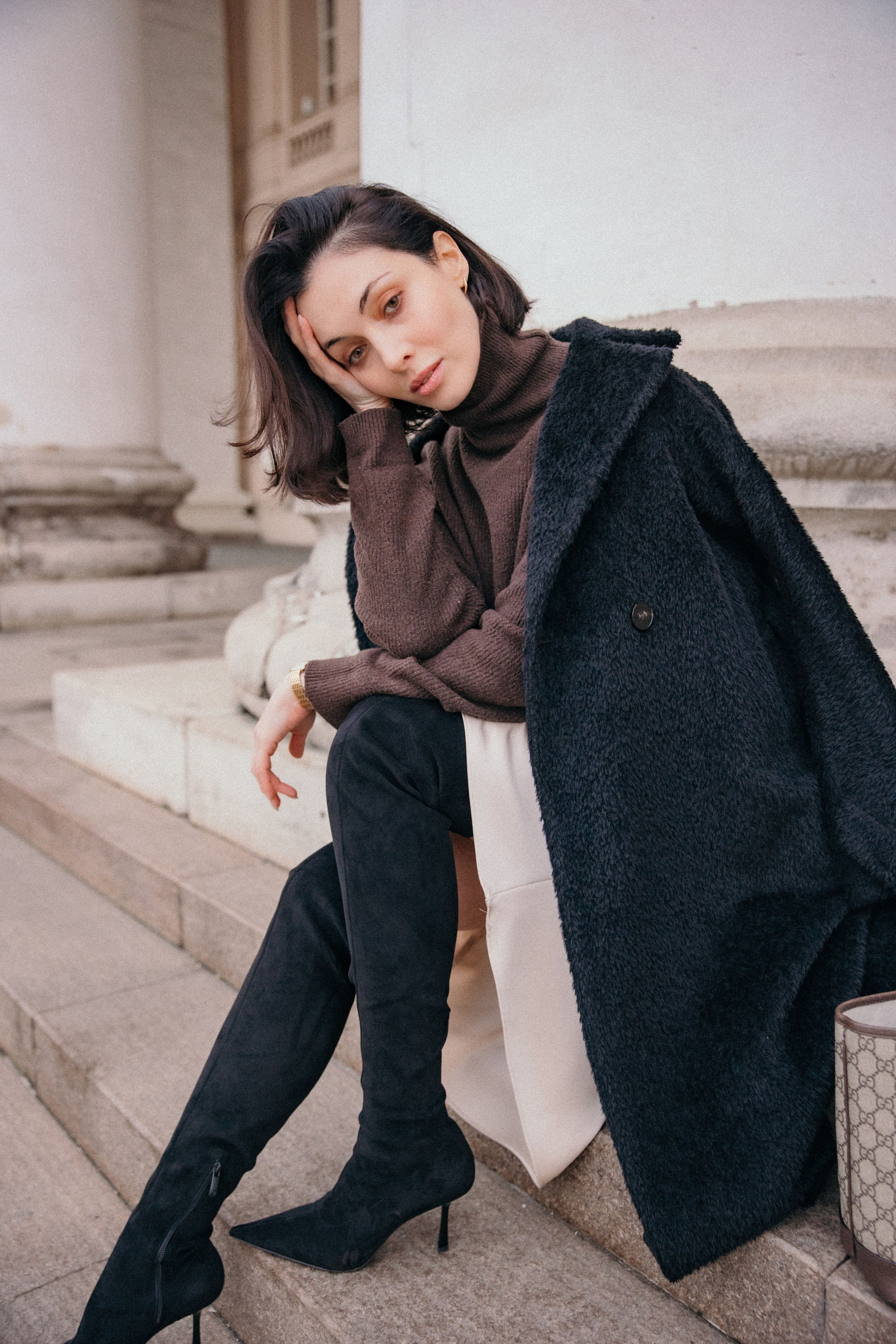 ОЛЯ. Я фотограф из Москвы к Вашим услугам