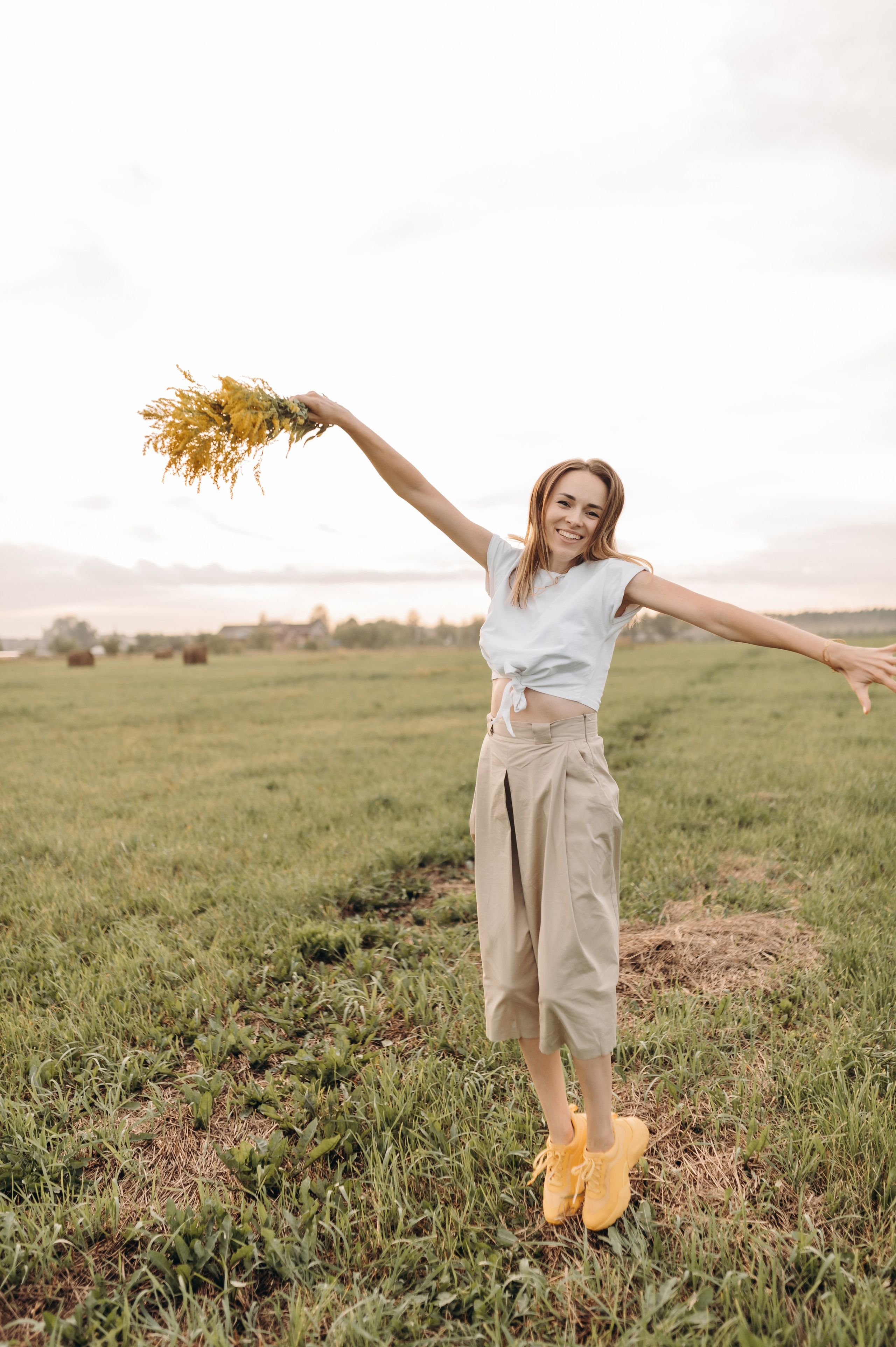 Тут много любви. Главная