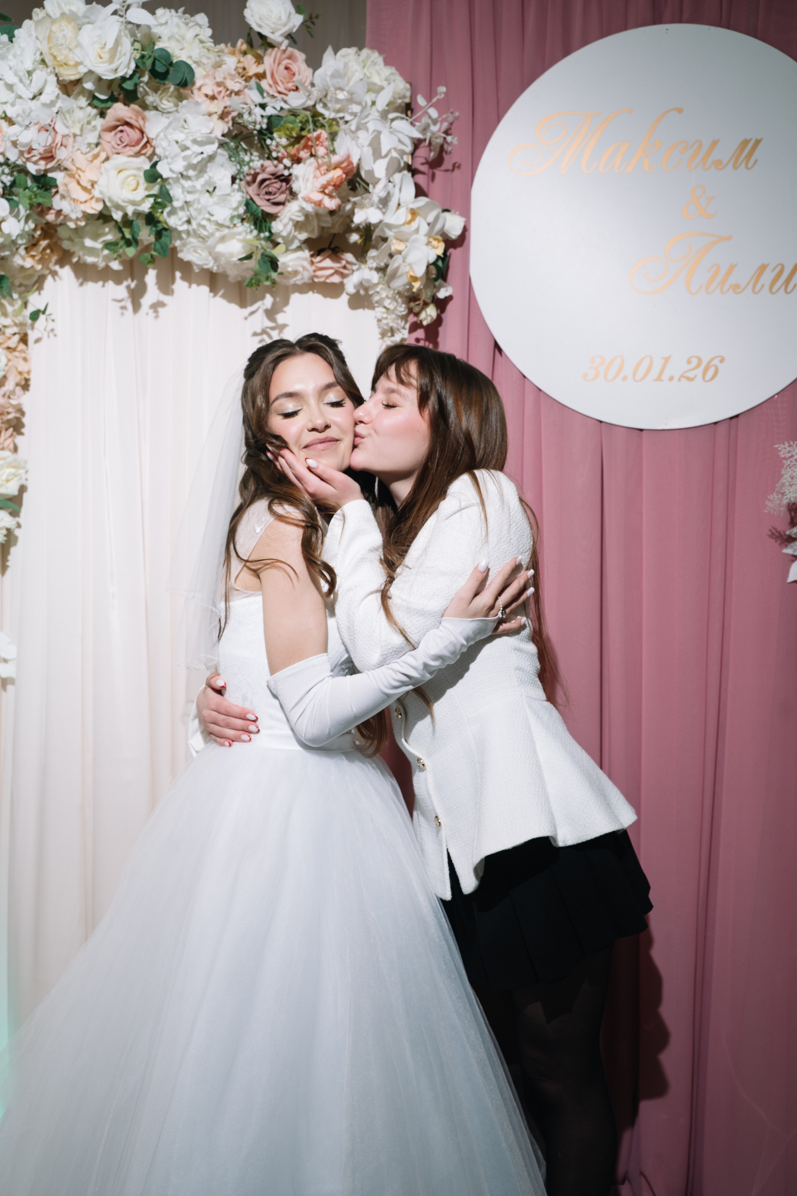 Свадьба Максима и Лилии. Дипломированный фотограф в Новосибирске. Фотографирую свадьбы, репортажи, индивидуальные фотосессии, lovestory(семейные)