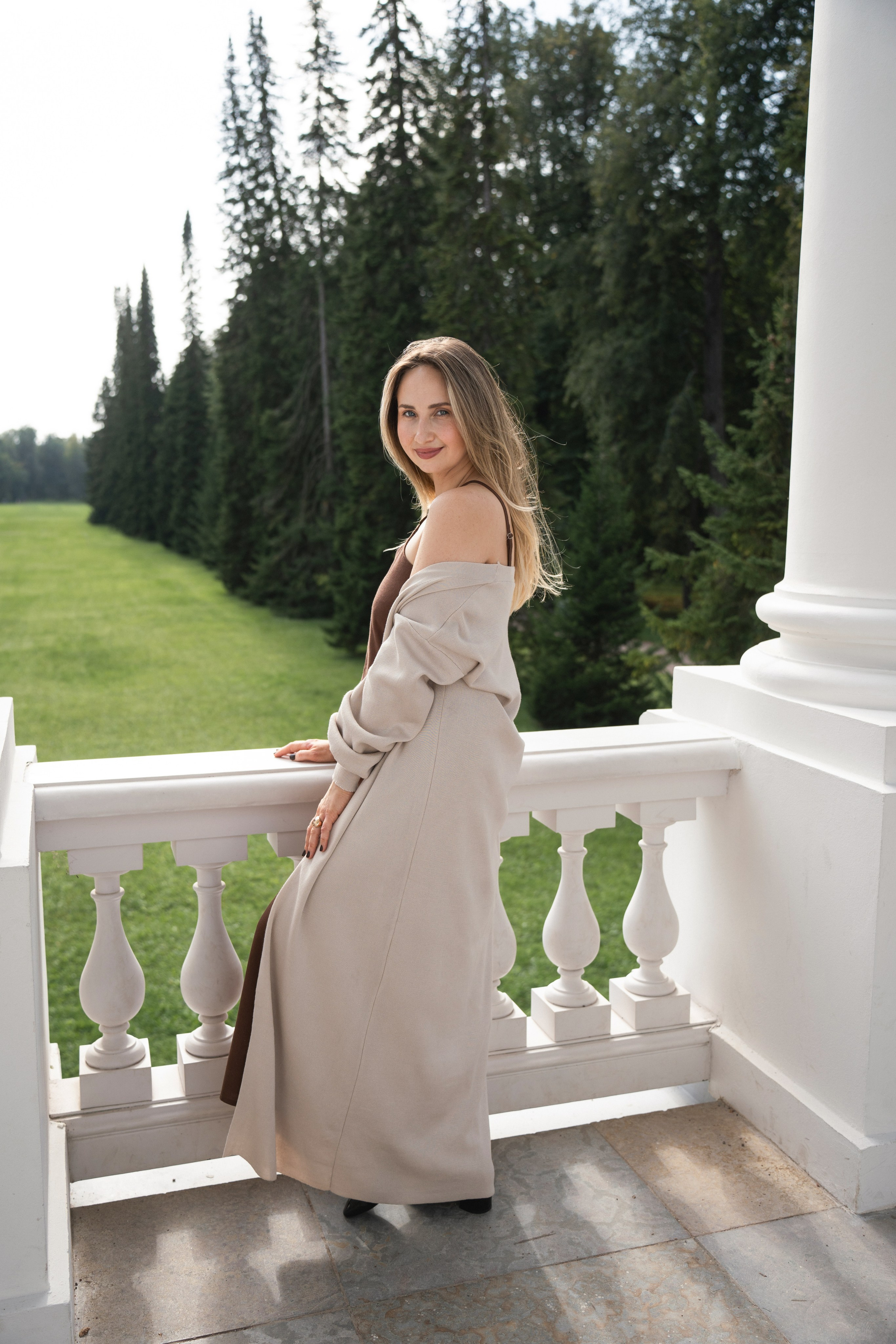 Женский портрет outdoor. Лиана Аскерова ваш фотограф в Санкт-Петербурге