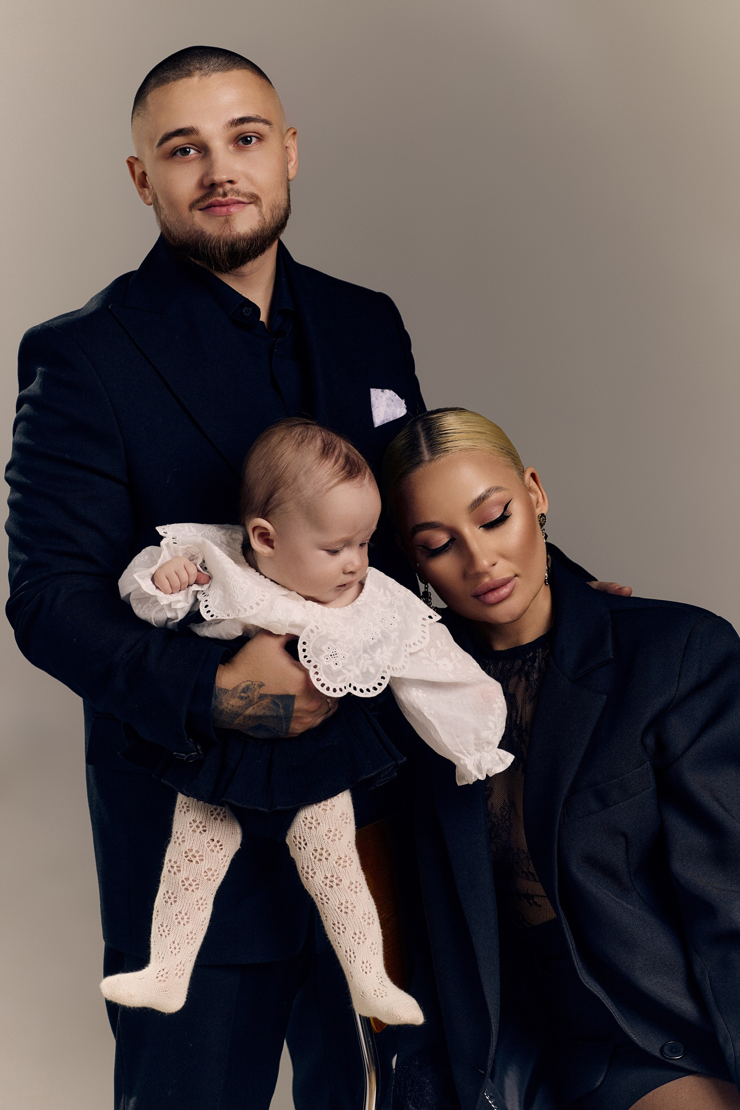 ANASTASIA & ANDREY & AVRORA. Ася Солопова, фотограф Тюмень