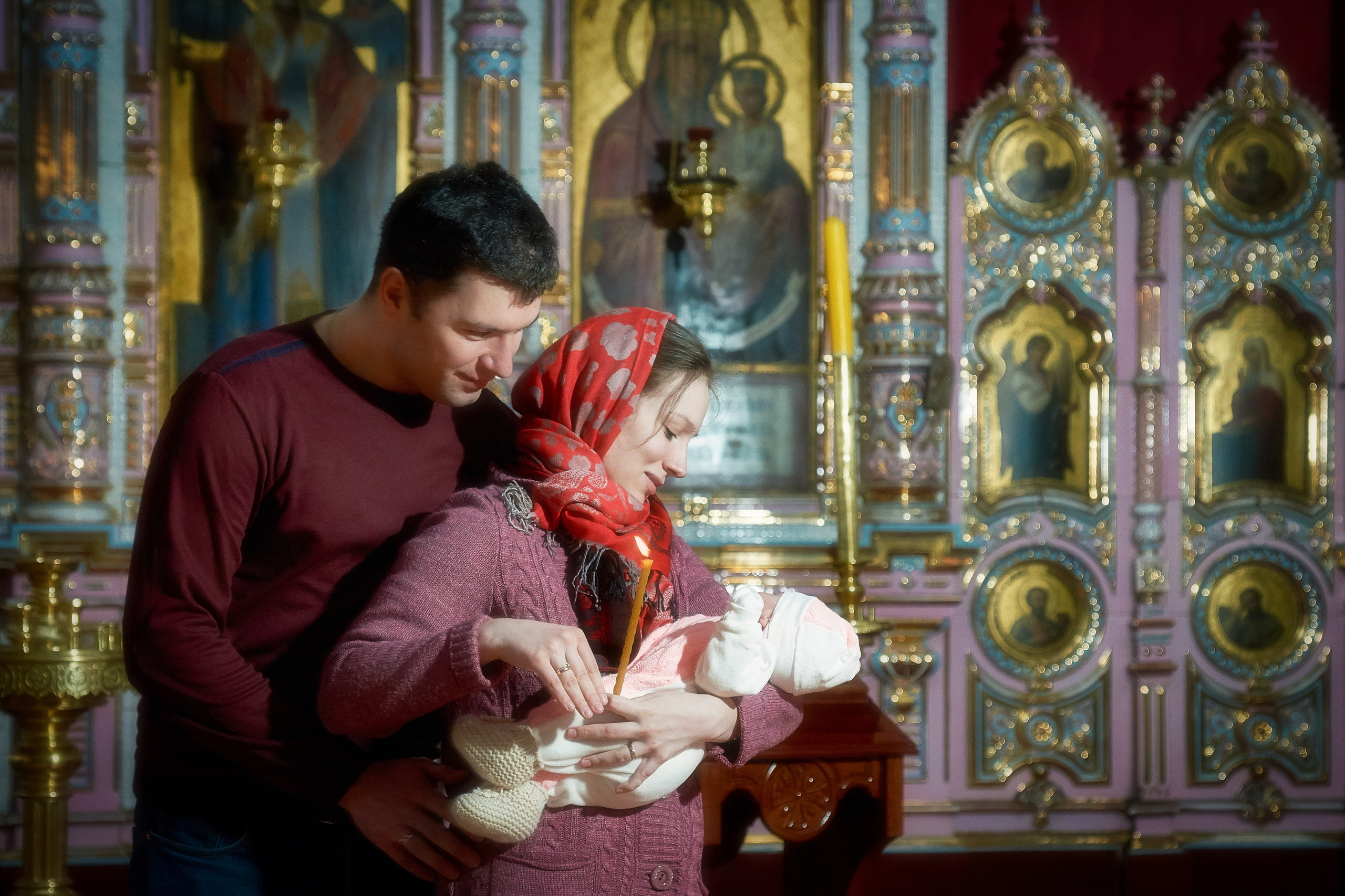 Крещение в церкви.Фотограф Владимир Артамонов