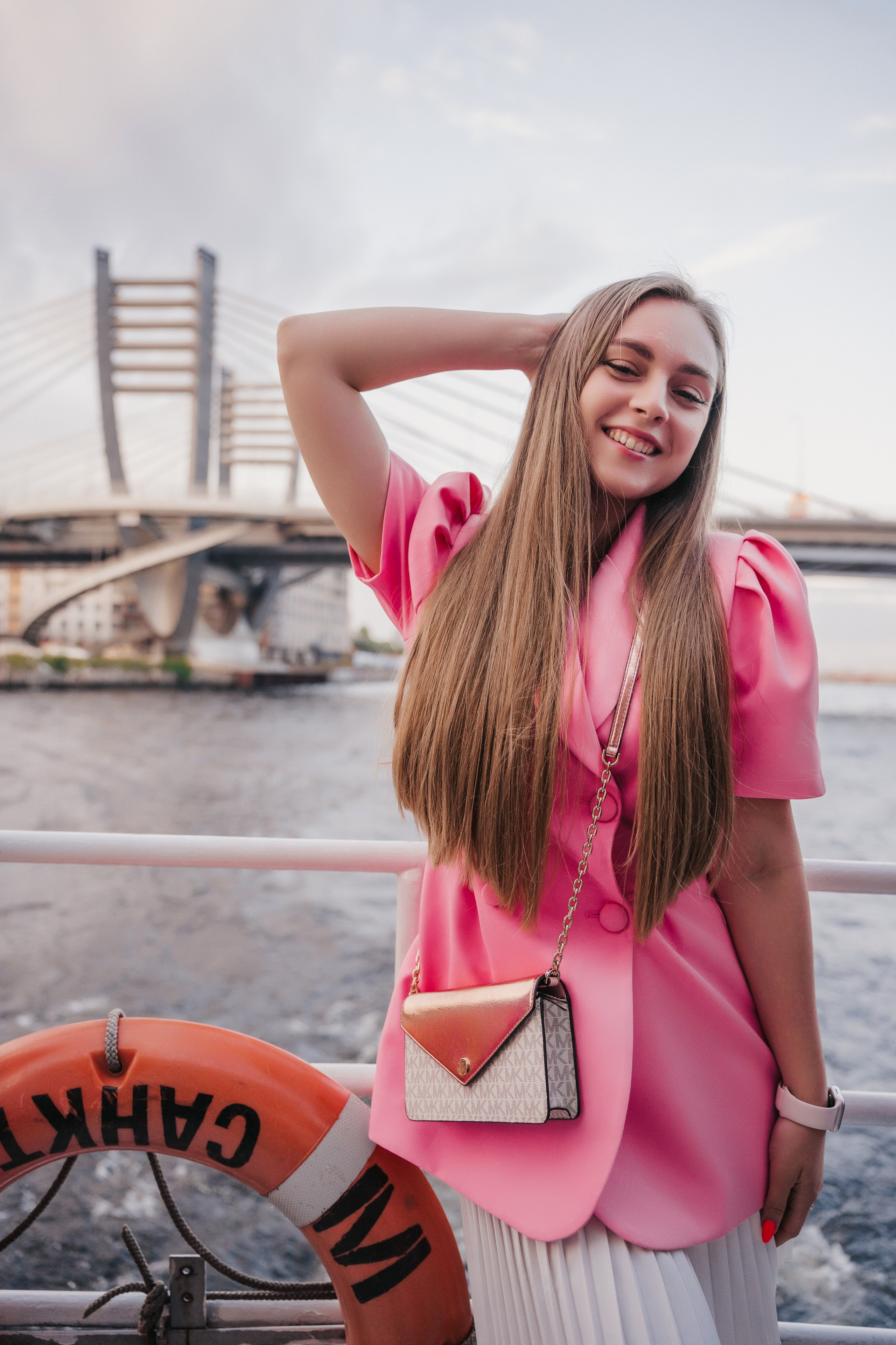 Прогулки на теплоходе. Фотограф Сергей Лукьяненко