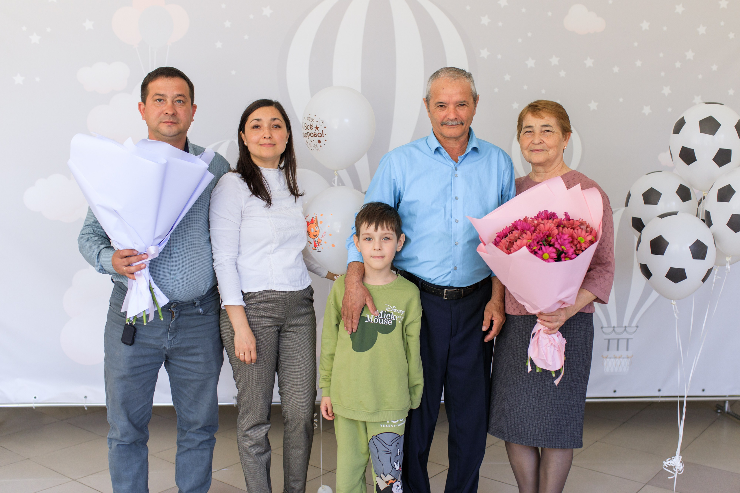 Съемка выписки из роддома. Фотограф в Уфе Ирина Идрисова