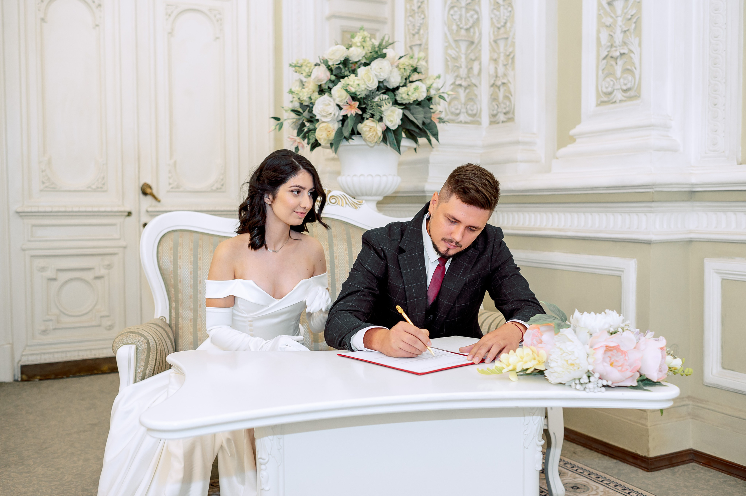 Камерная свадьба в Первом Дворце Бракосочетания №1 на Английской набережной Яны и Евгения. Портретный, семейный и свадебный фотограф в Санкт-Петербурге и в Пушкине Ширяев Денис