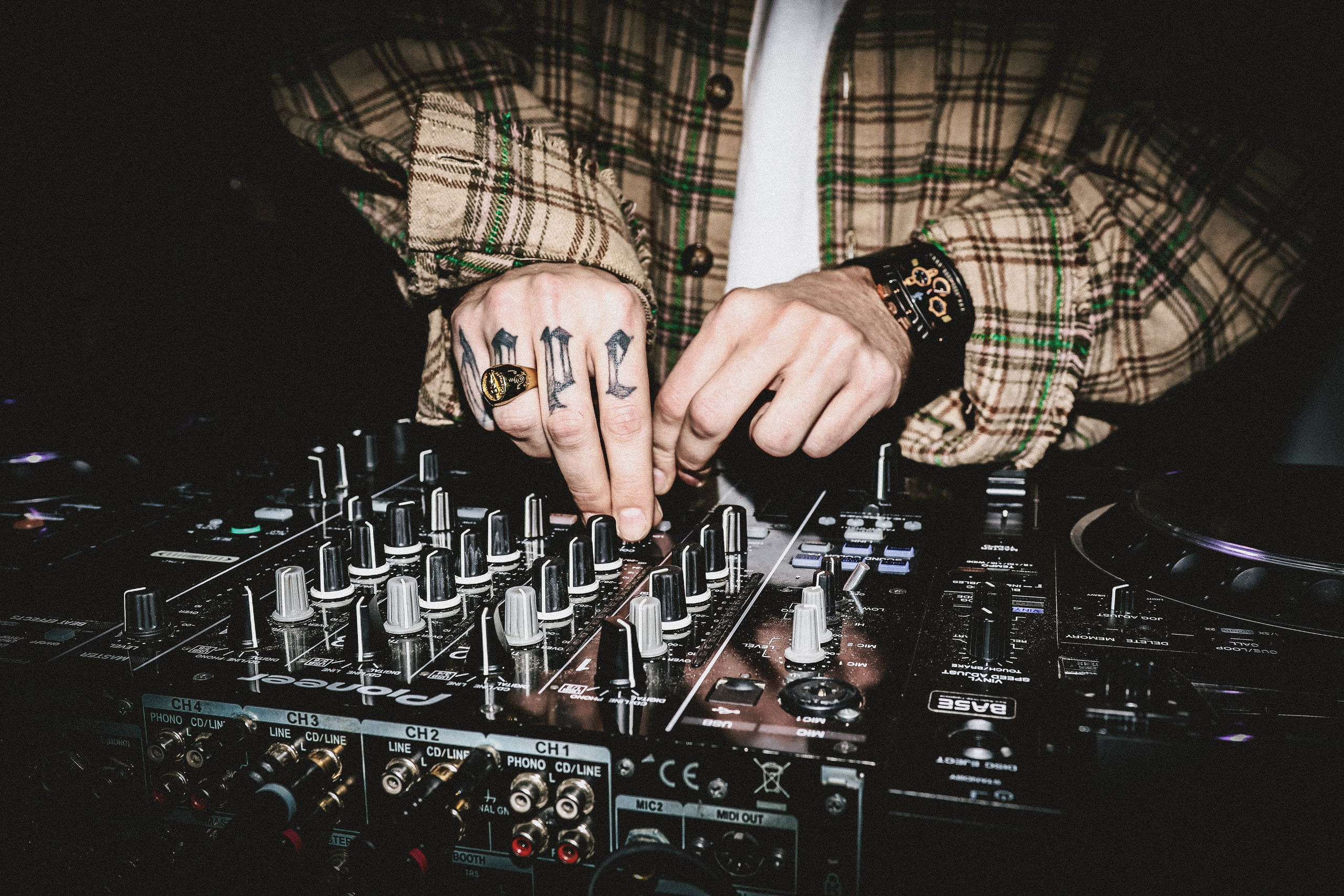 Russian barber week pre-party Moscow 10/2024. ФОТОГРАФ ЕКАТЕРИНБУРГ