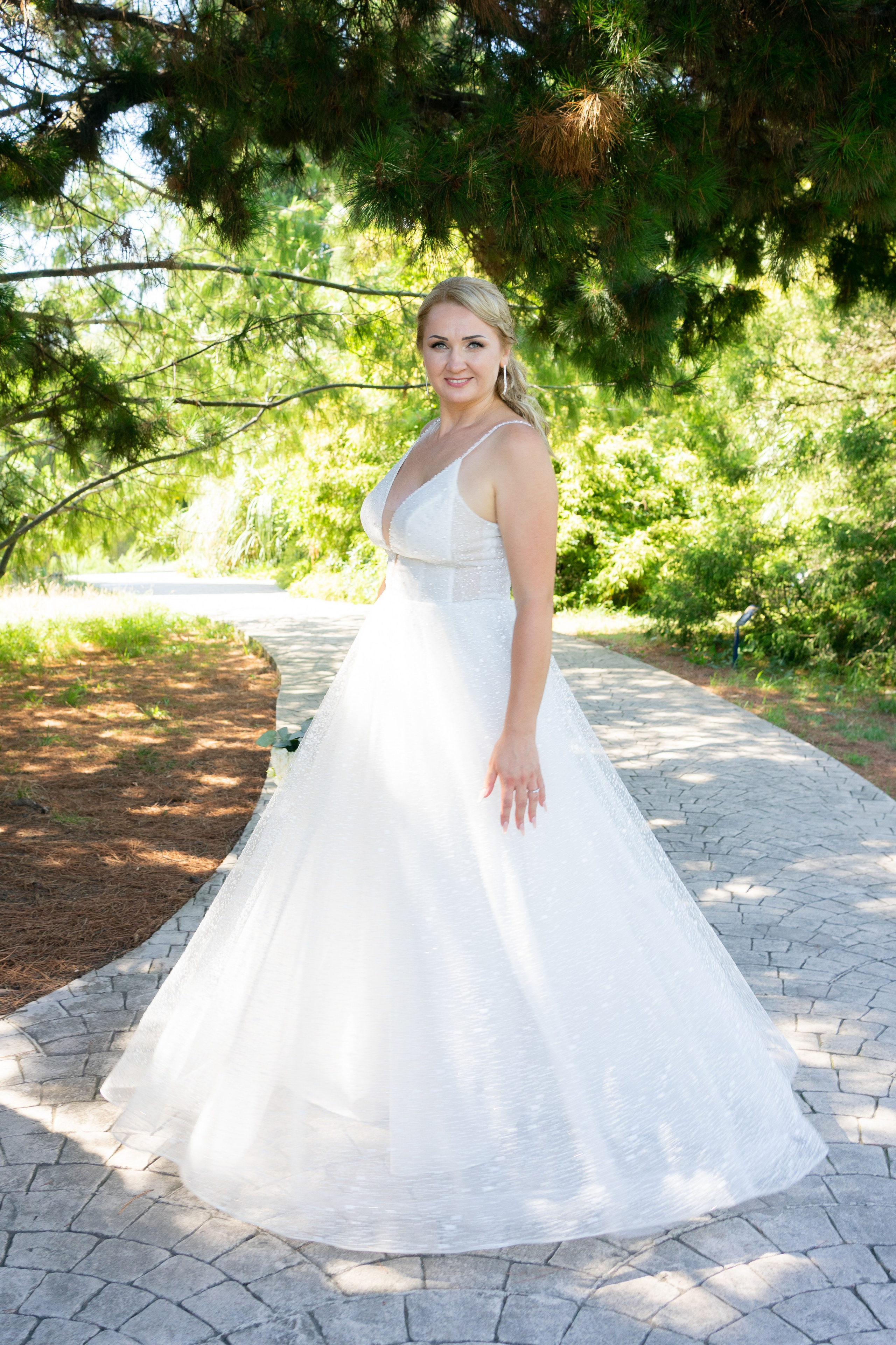 Свадебная серия в парке. Фотограф в Сочи Тиунова Маргарита и Тиунов Евгений