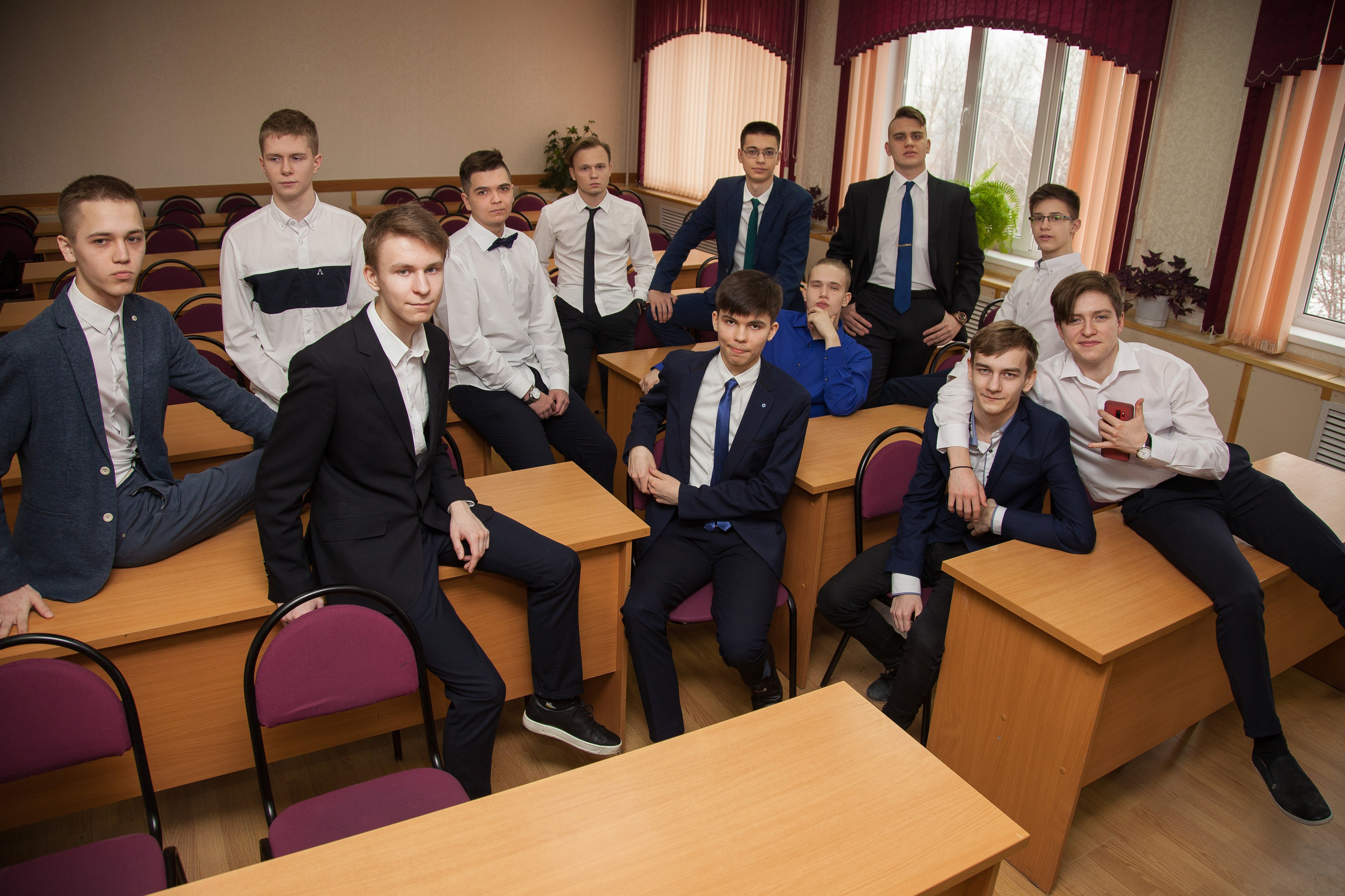 Выпускной альбом для старшеклассников. Семейный, школьный фотограф в Нижнем Новгороде Елена Сентюрева