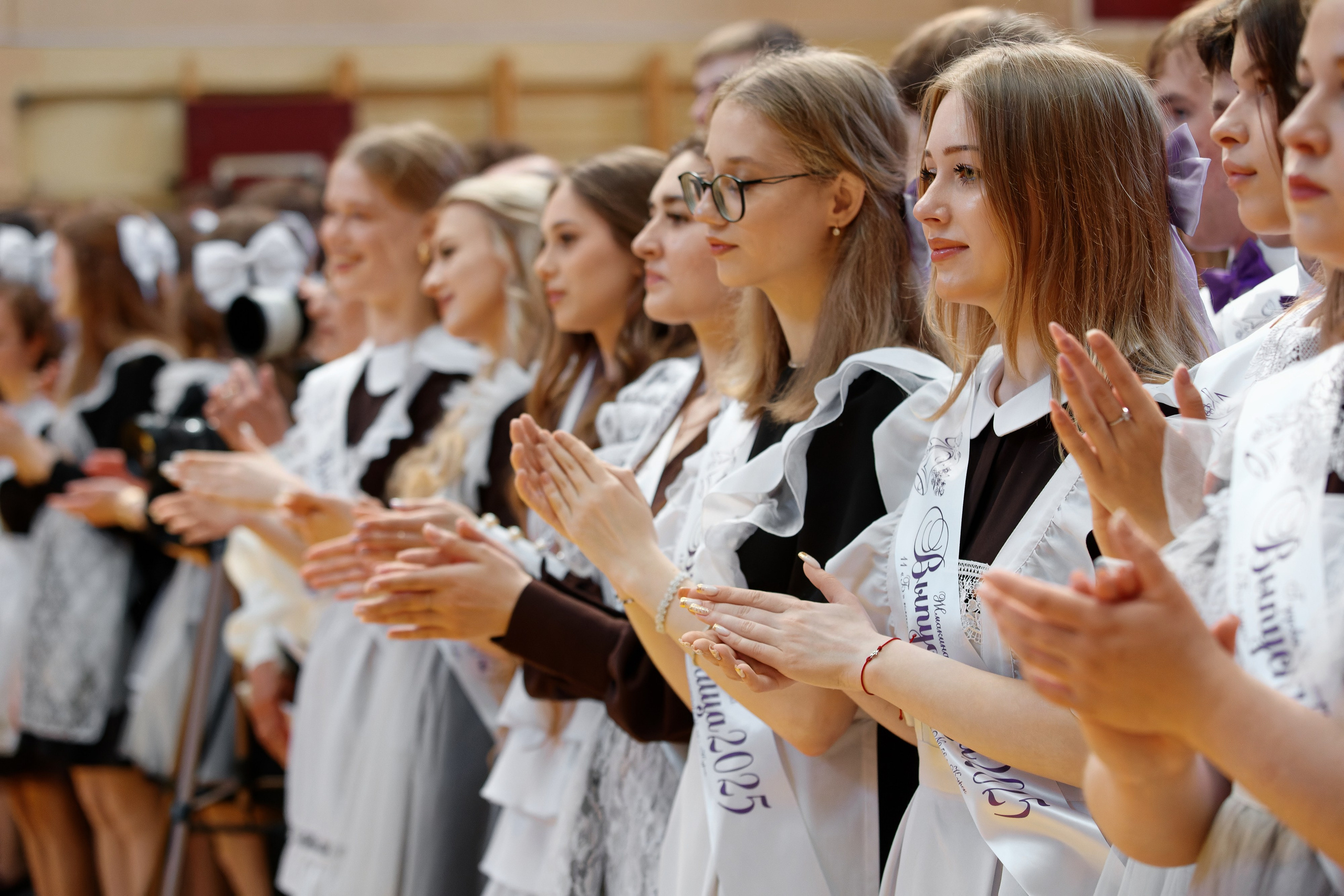 Последний звонок Школа № 42. Семейный фотограф — Макс Белогрудов