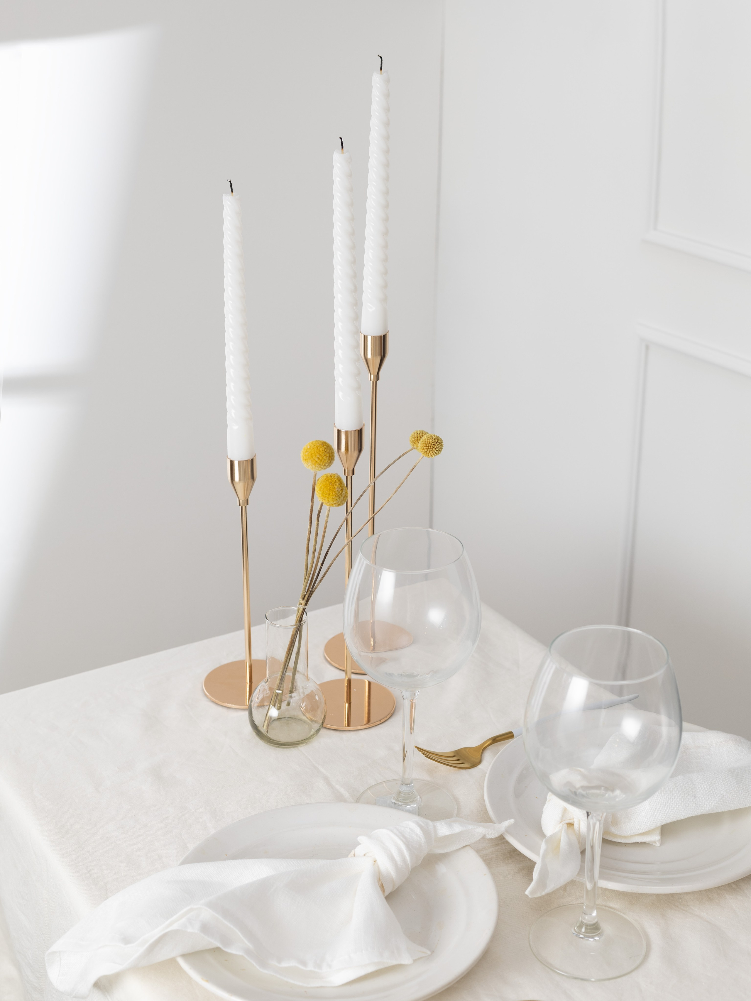 Свечи формовые из парафина. Предметный фотограф Северова Екатерина | Профессиональная предметная съёмка фото и видео в Санкт-Петербурге