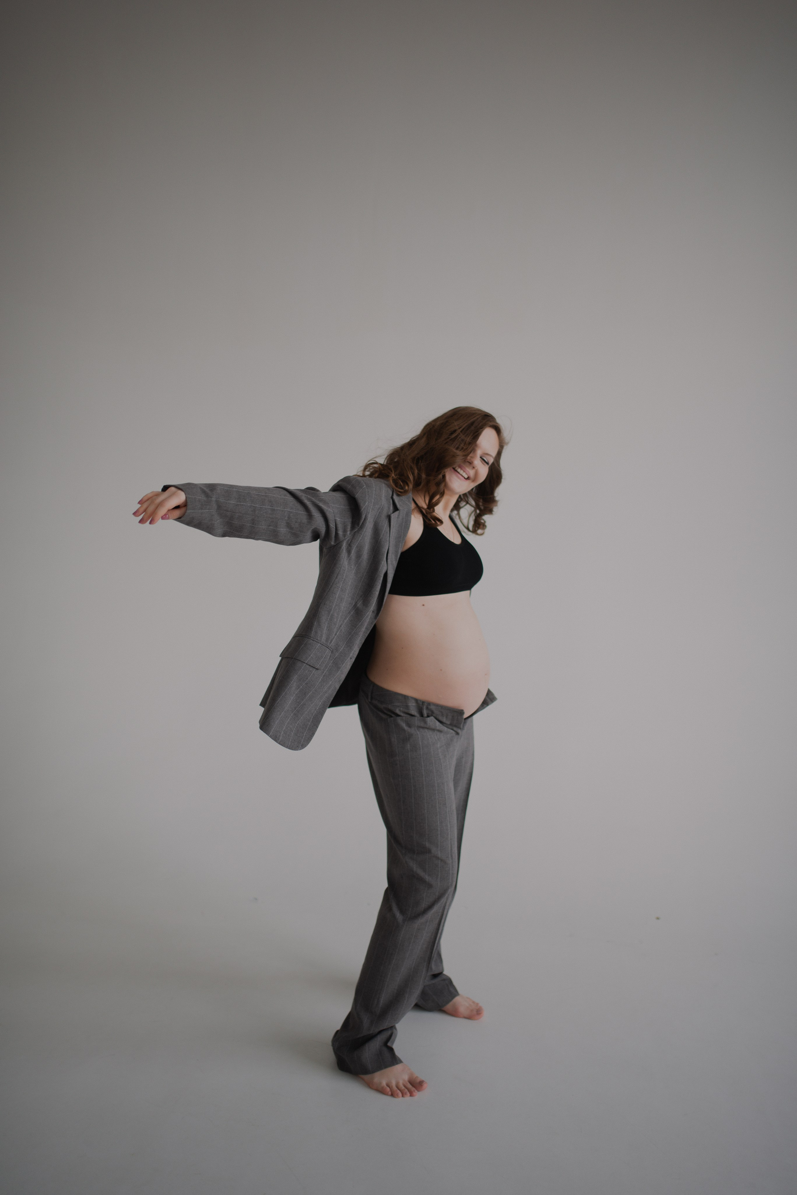Фотосессия беременности в студии Бутово. Семейная фотосессия Бутово Москва фотограф Алина Морщагина
