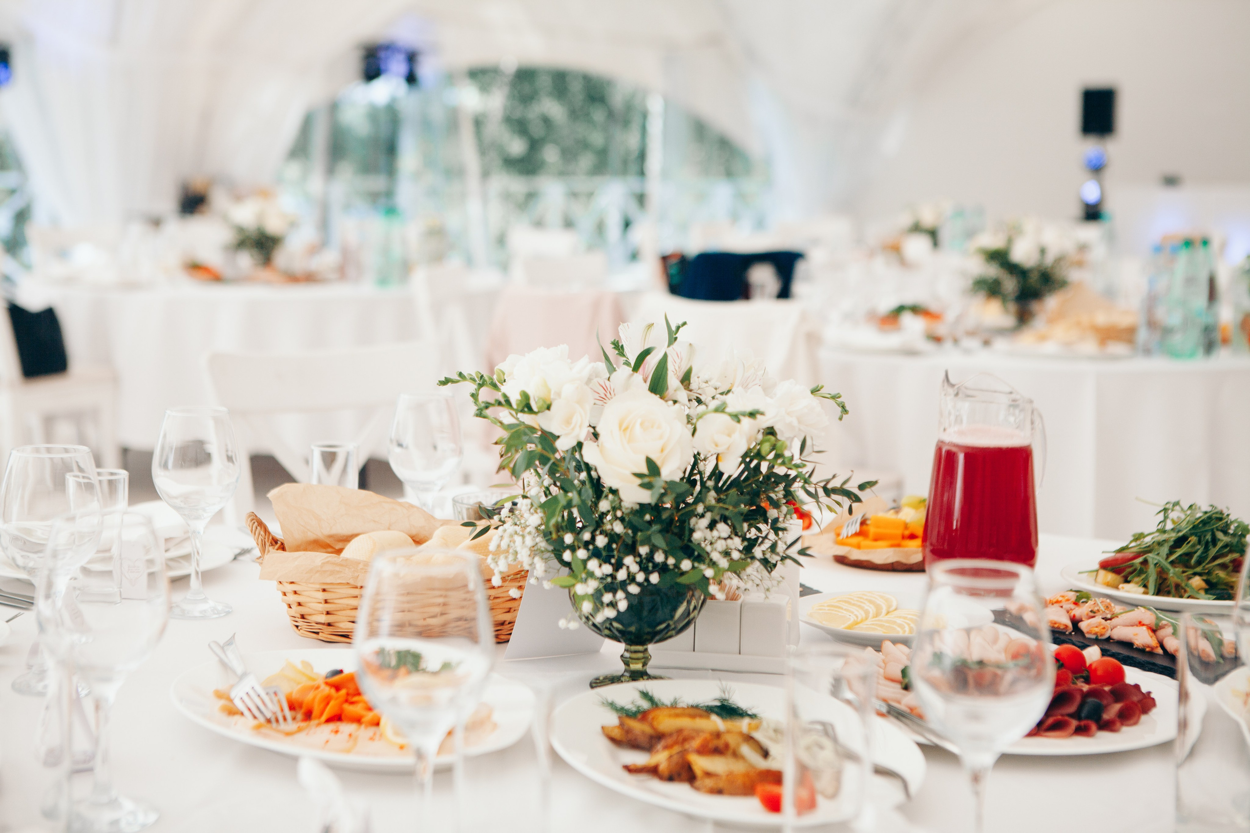 Фотосессия молодоженов на пляже Рублево. Фотограф Ольга Ефремова