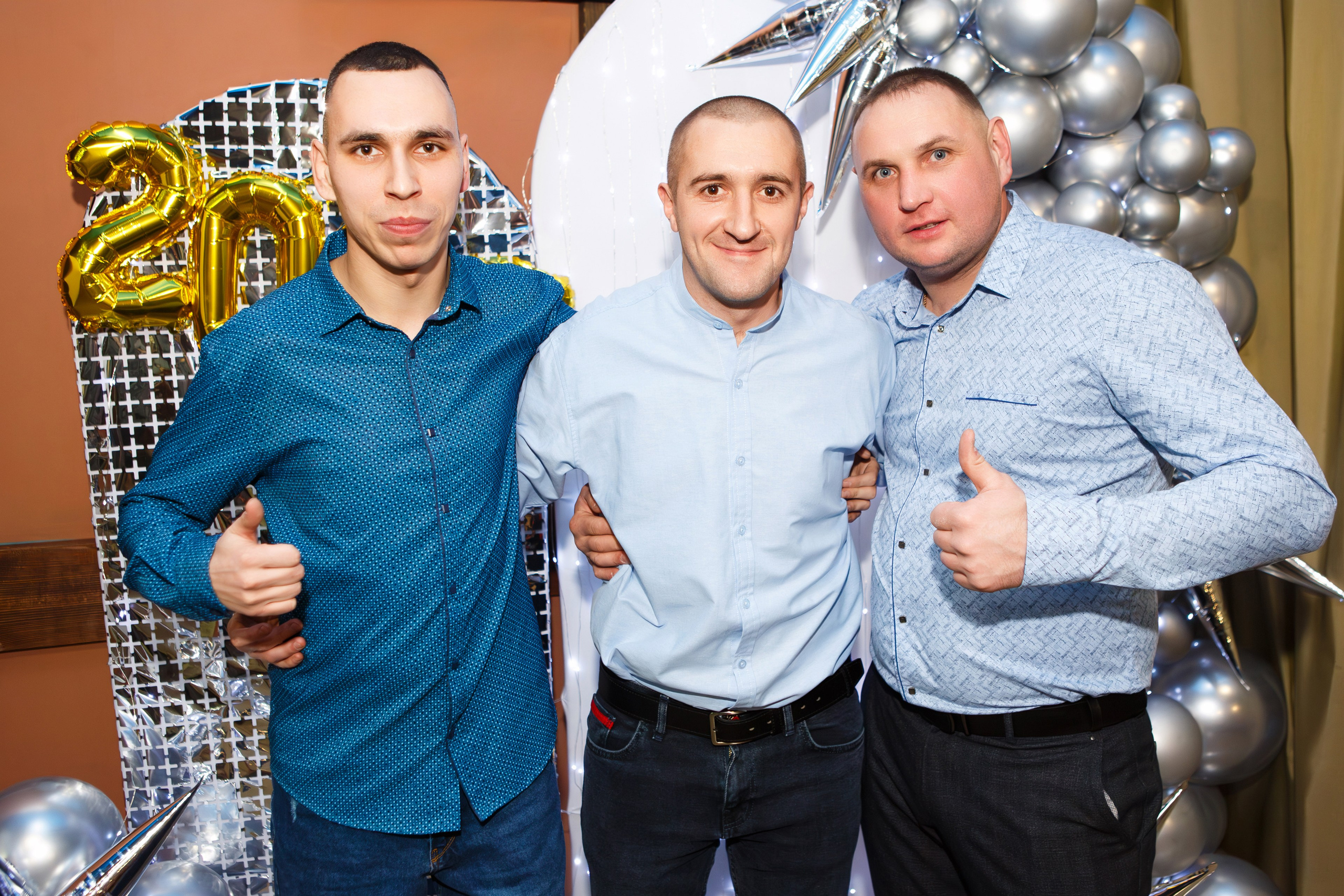 КОРПОРАТИВ 20.12.24 (кафе — АТМОСФЕРА). Профессиональный фотограф в Мценске и Орловской области