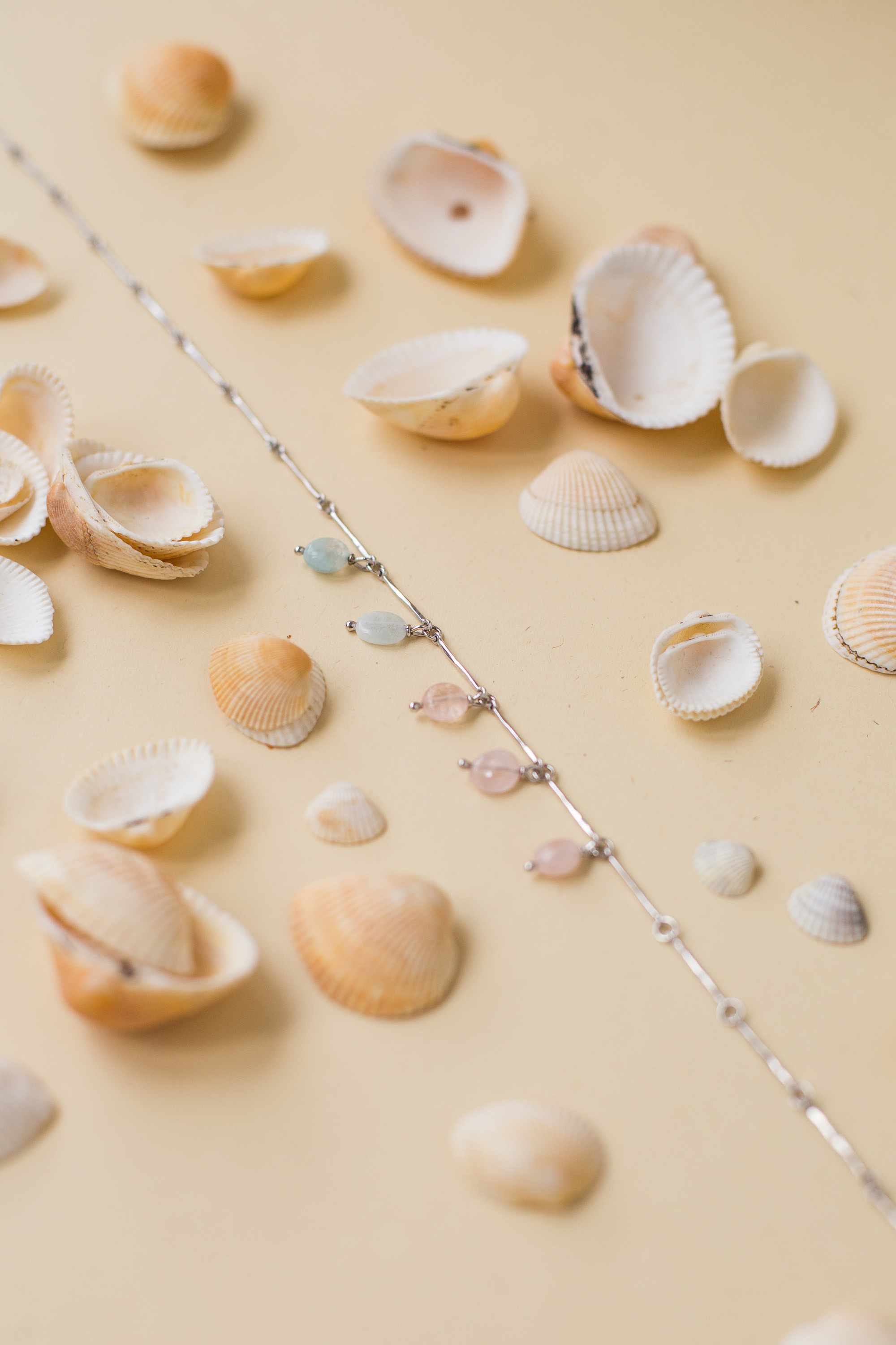 Украшения Lumare Dolce. Фотограф в Черногории — семейная фотосессия с детьми, лавстори,