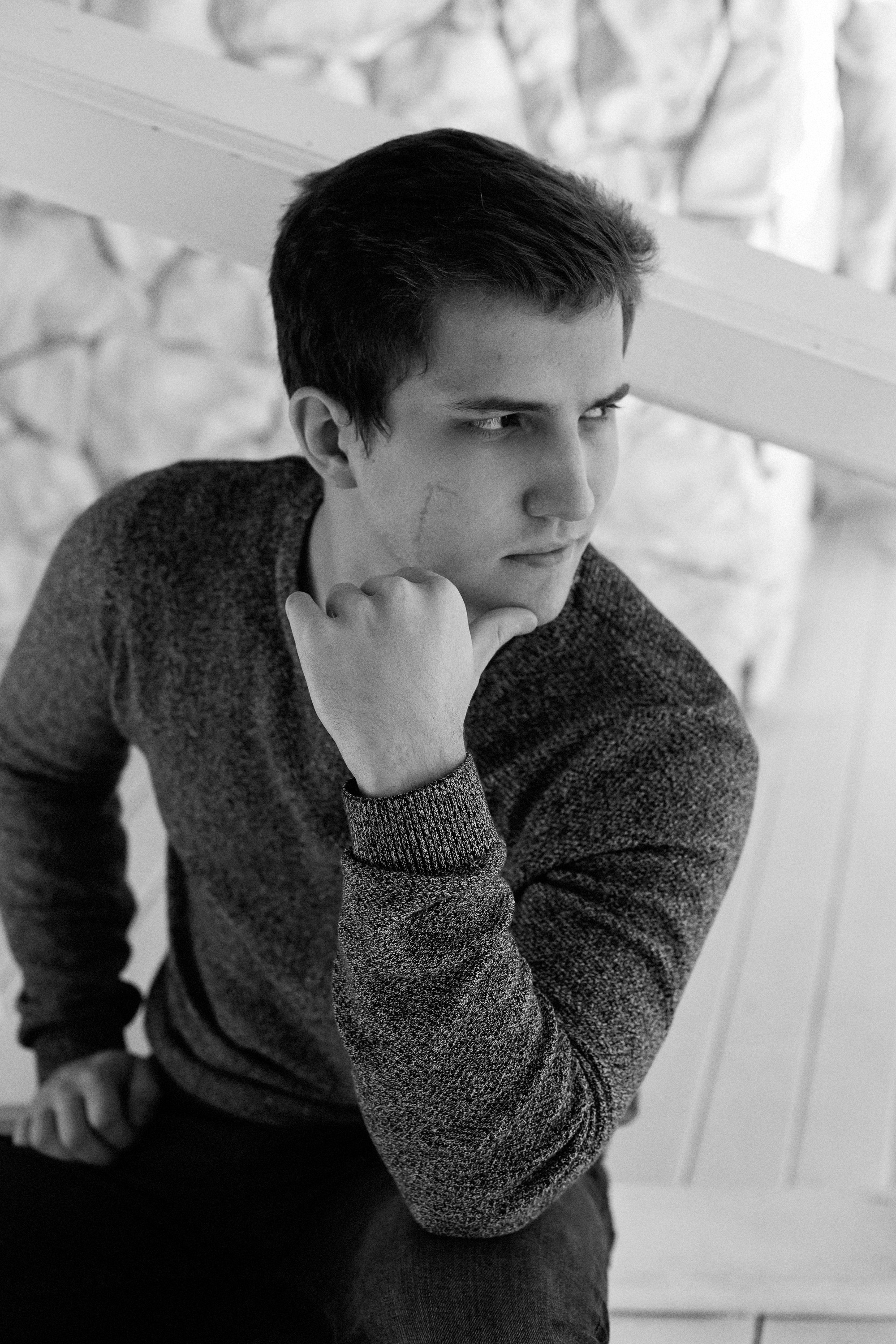 Sergey. Fotograf u Crnoj Gori-porodično fotografisanje sa djecom, lovestory, nekretnine