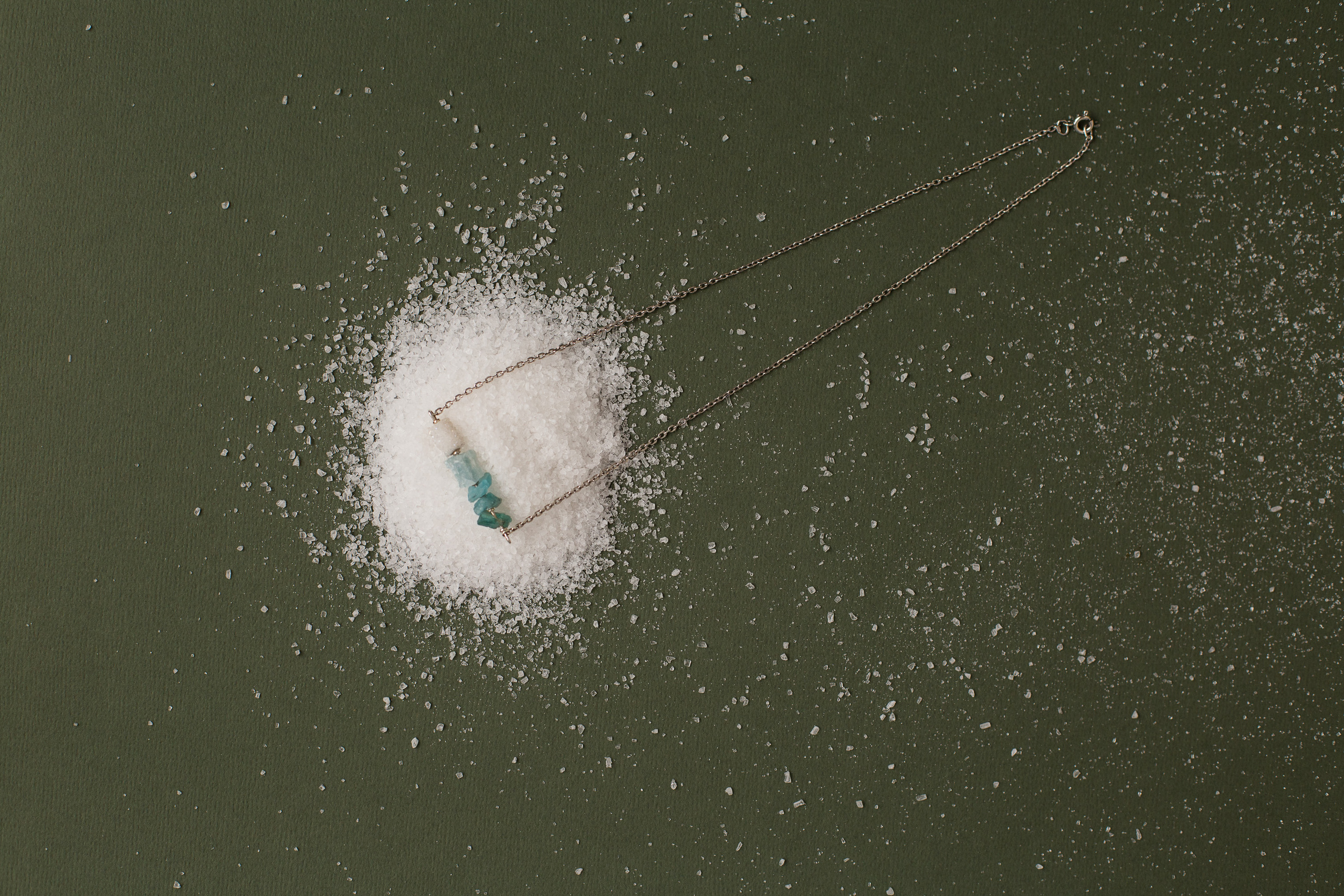 Украшения Lumare Dolce. Фотограф в Черногории — семейная фотосессия с детьми, лавстори,