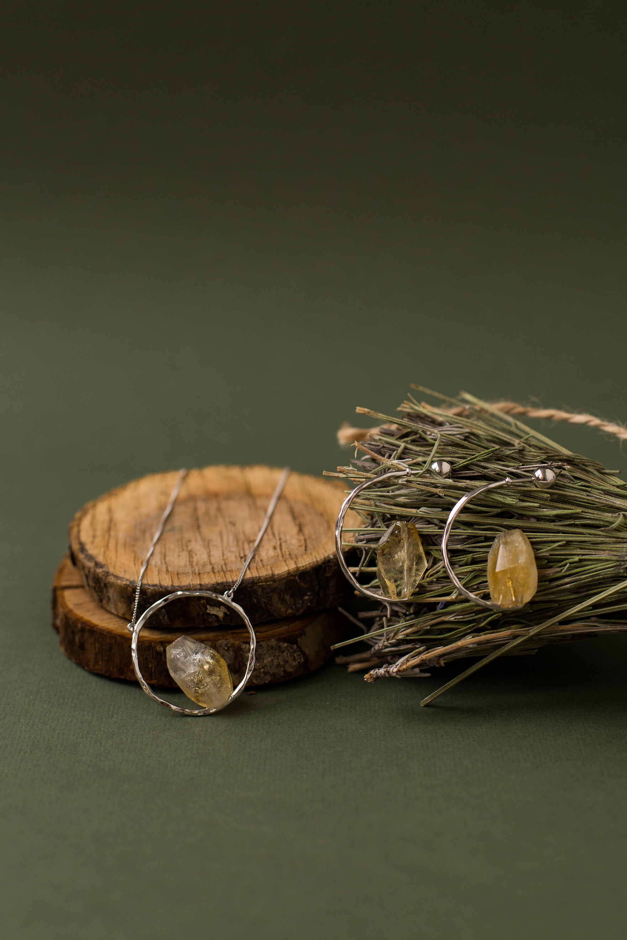 Украшения Lumare Dolce. Фотограф в Черногории — семейная фотосессия с детьми, лавстори,