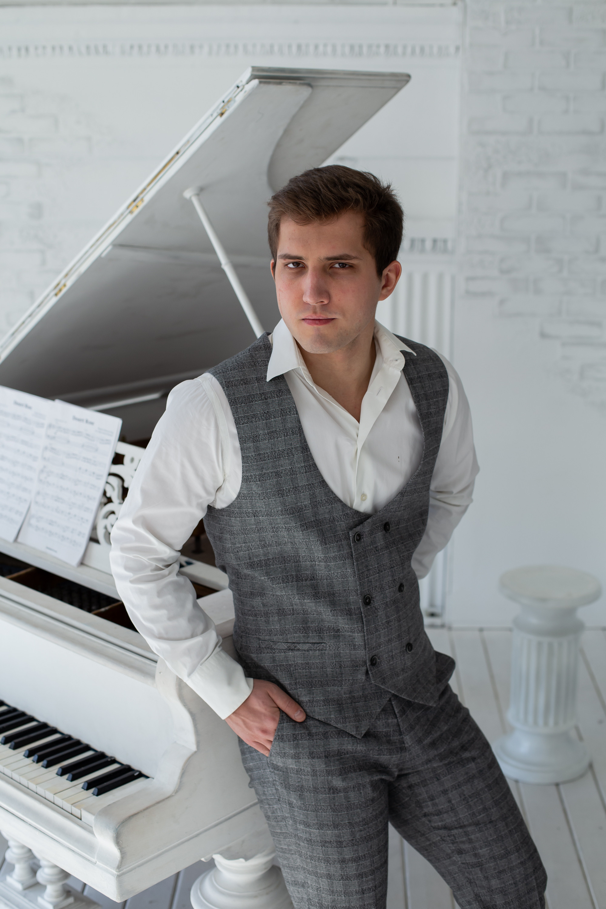 Sergey. Fotograf u Crnoj Gori-porodično fotografisanje sa djecom, lovestory, nekretnine