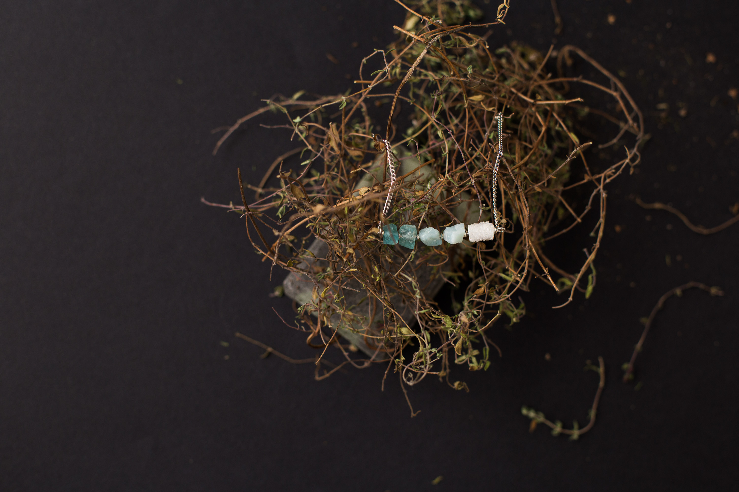 Украшения Lumare Dolce. Фотограф в Черногории — семейная фотосессия с детьми, лавстори,