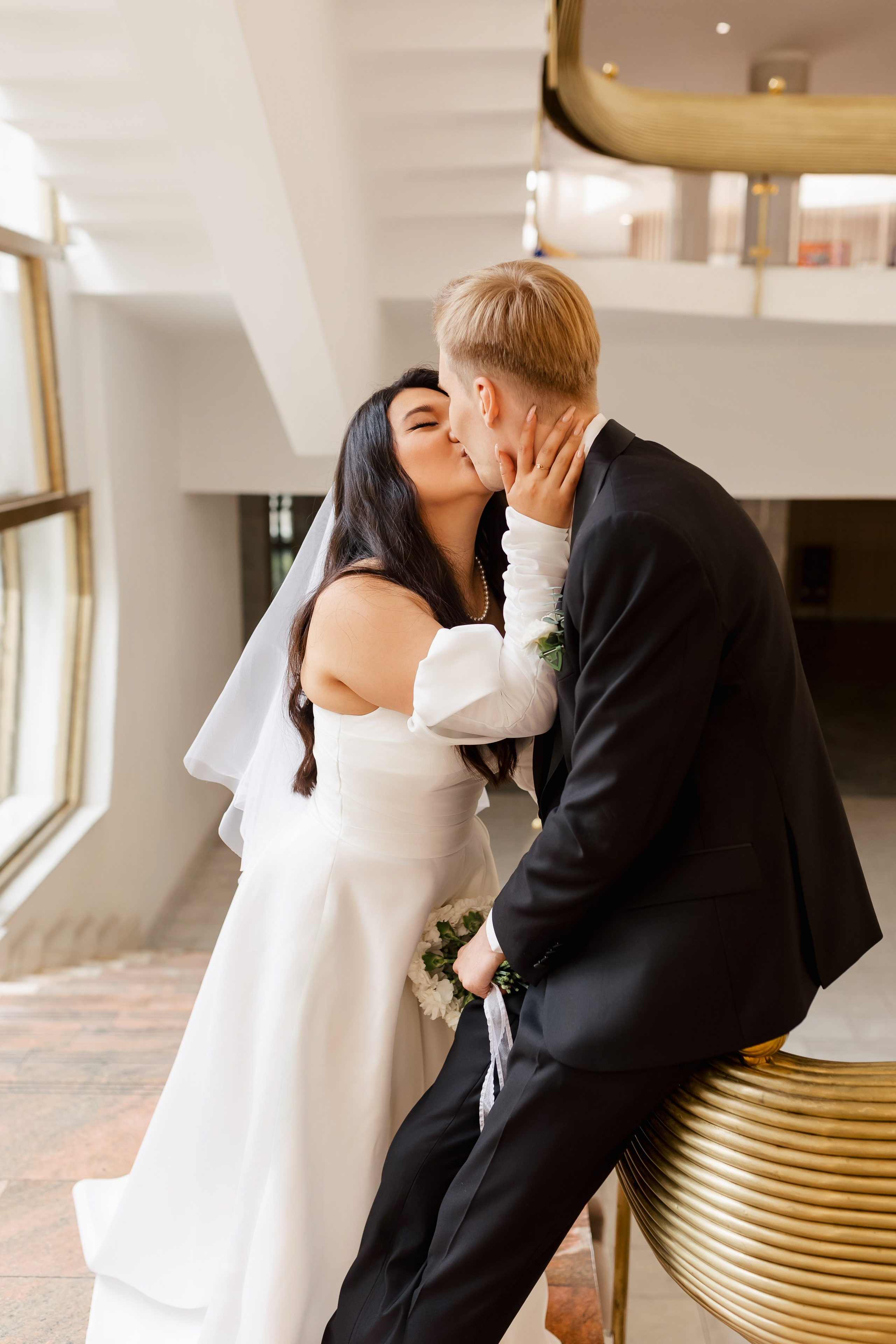 Андрей и Анна. Интурист. Комсомольская площадь. Свадебный фотограф в Хабаровске