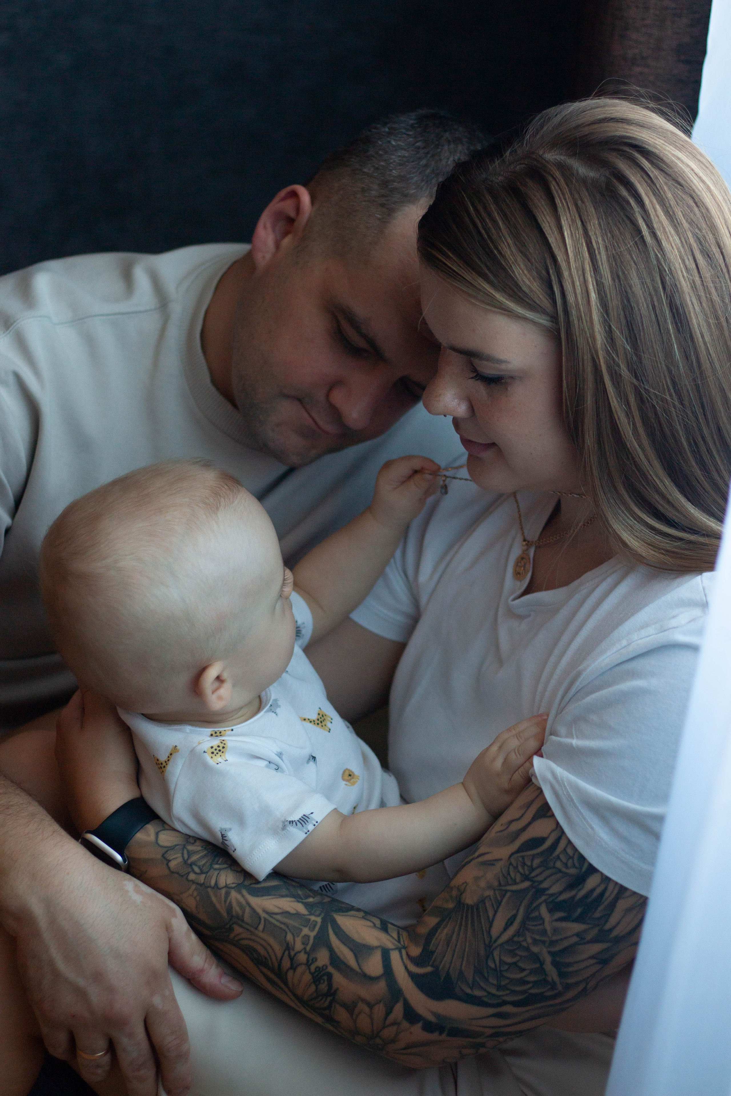 Артур, Вика и Роберт. Бережно сохраняю ваши чувства и истории на своих фотографиях