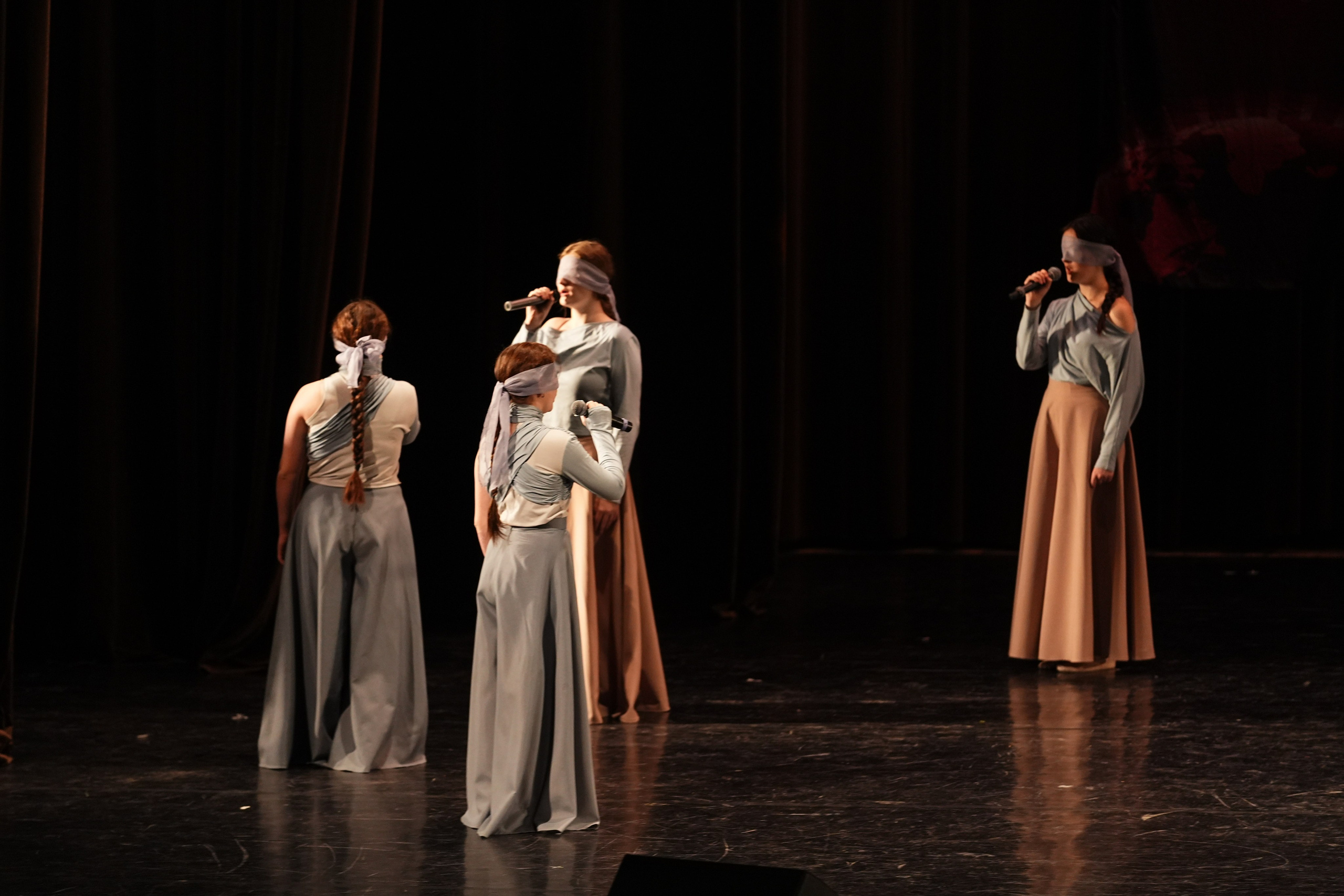 7 декабря, блок 1, г. Москва. Золотое яблочко