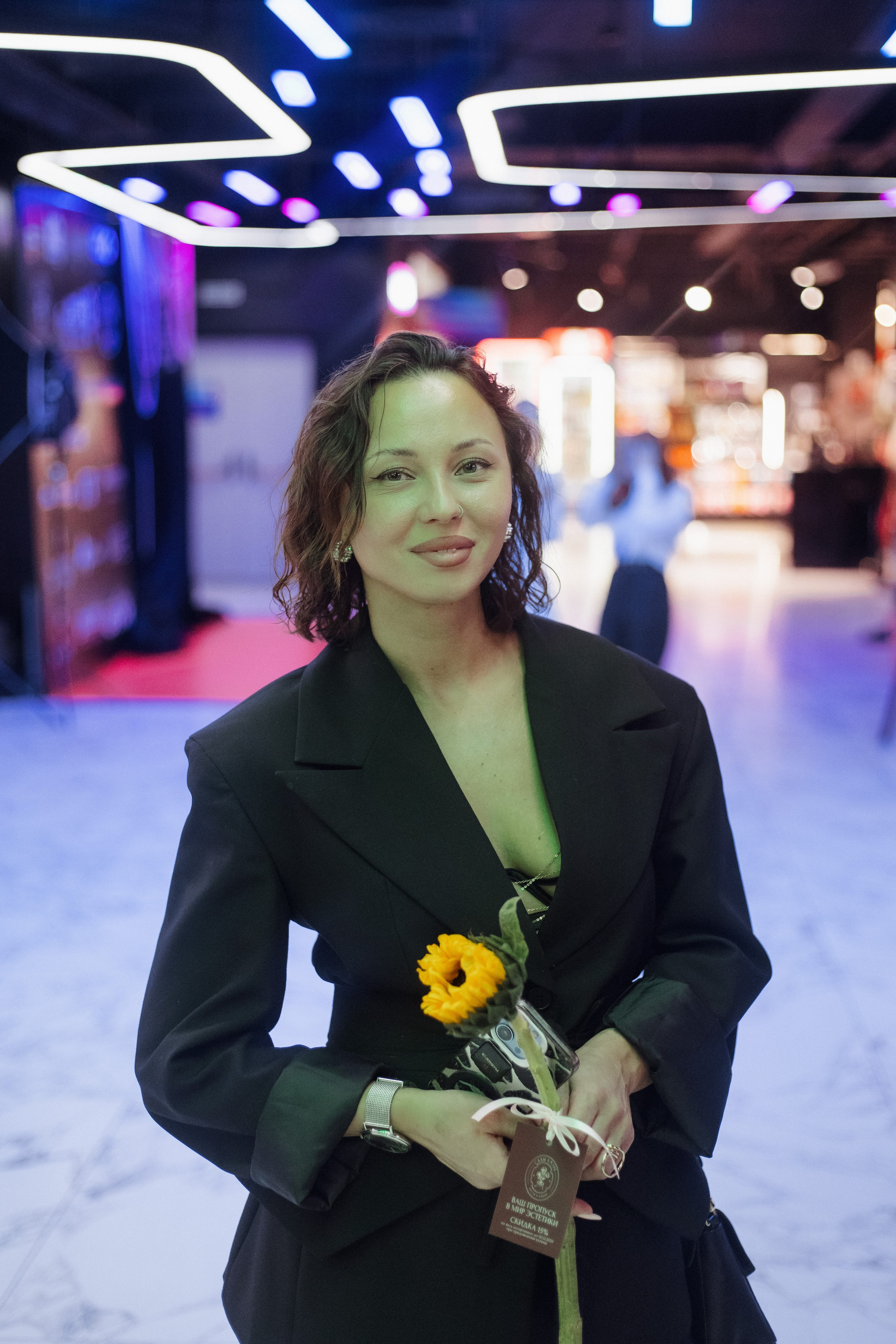 ФЭШН КОНФА. СВОИ. ФОТООТЧЕТЫ-СОБЫТИЯ-МЕСТА