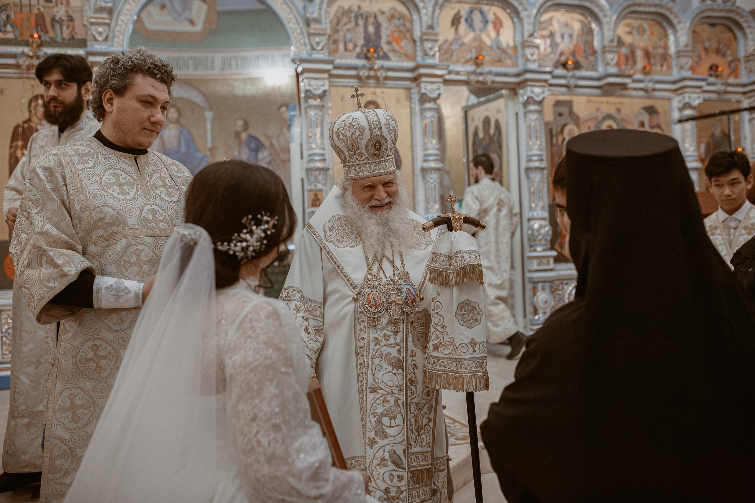 Митрополит Викентий совершил таинство Венчания. Фотограф на Крещение и Венчание в Ташкенте