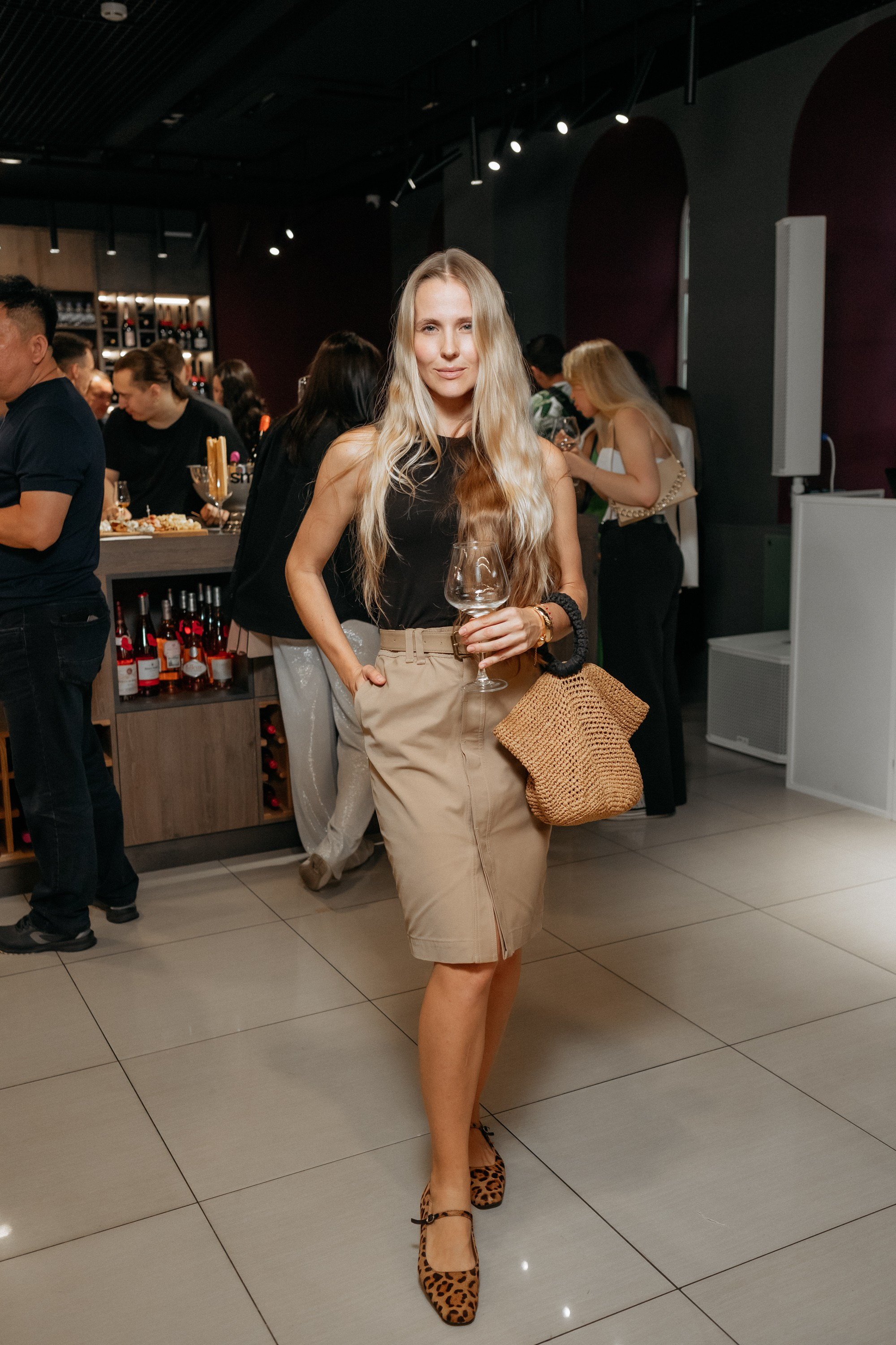 BY SIMPLE ВИНОТЕКА — ОТКРЫТИЕ. СВОИ. ФОТООТЧЕТЫ-СОБЫТИЯ-МЕСТА