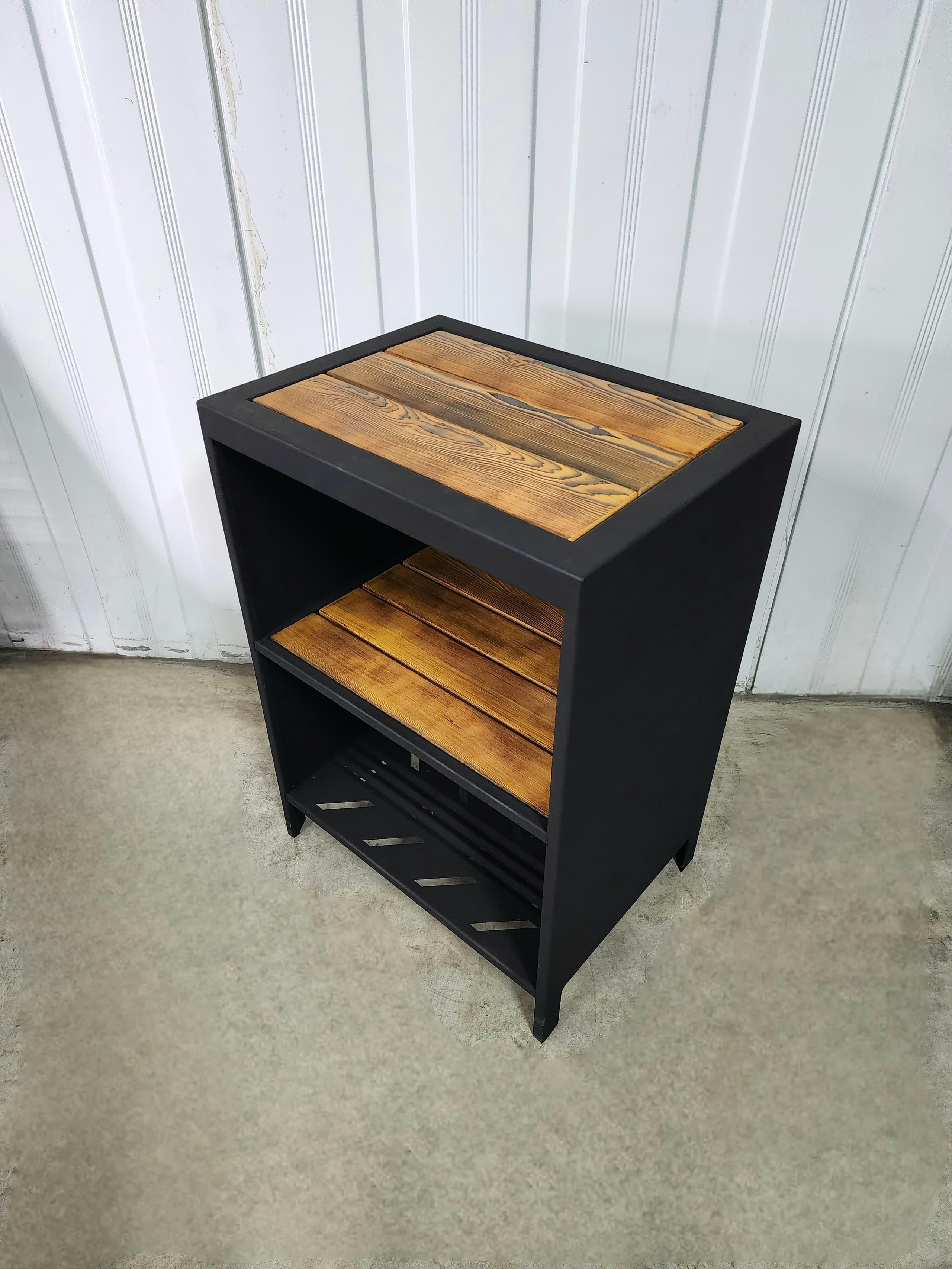 Тумбочки приставные. Купить / заказать мангал для дома в Краснодаре от производителя «Мангал Мастер»