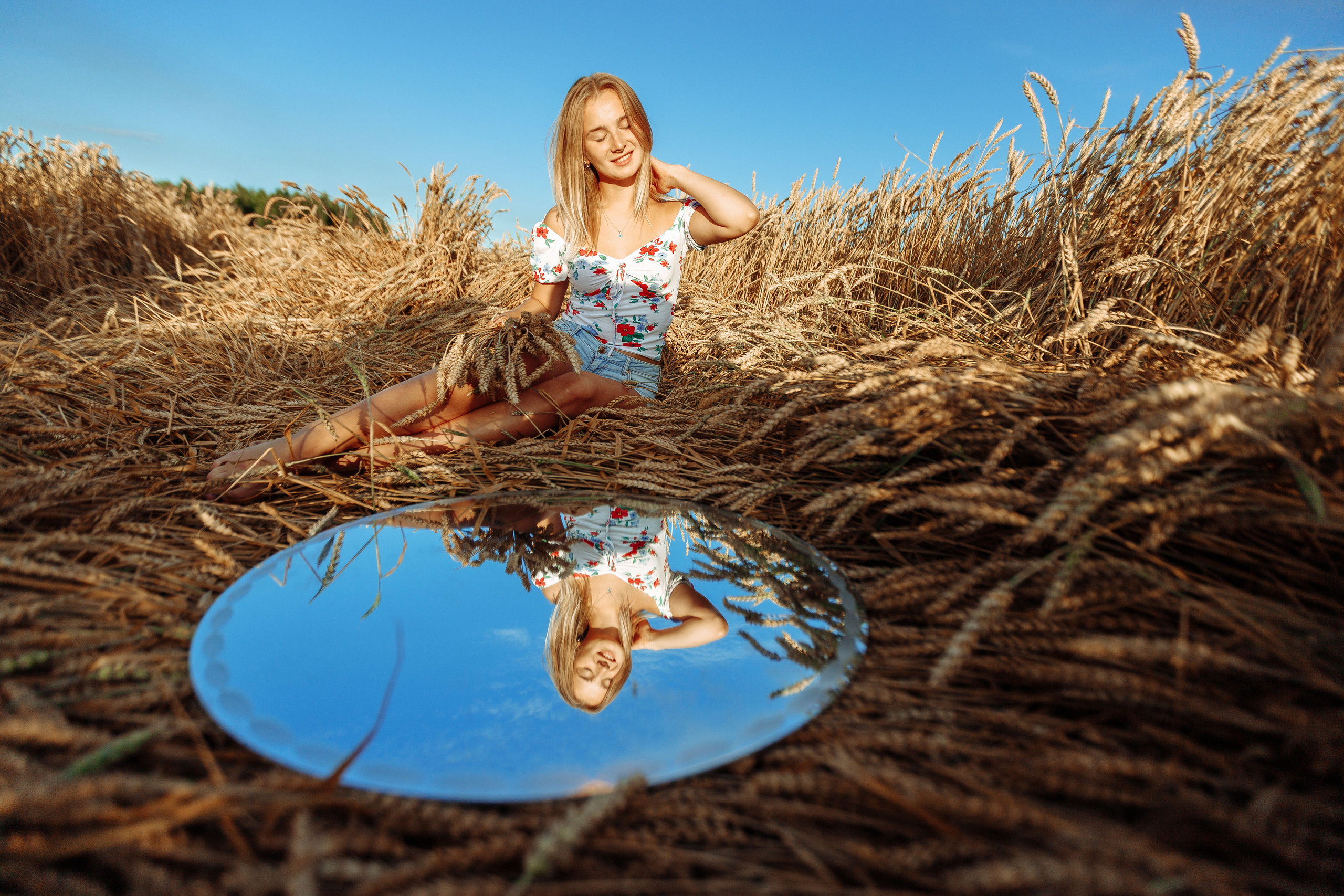 Поле (Оксана). Фотография