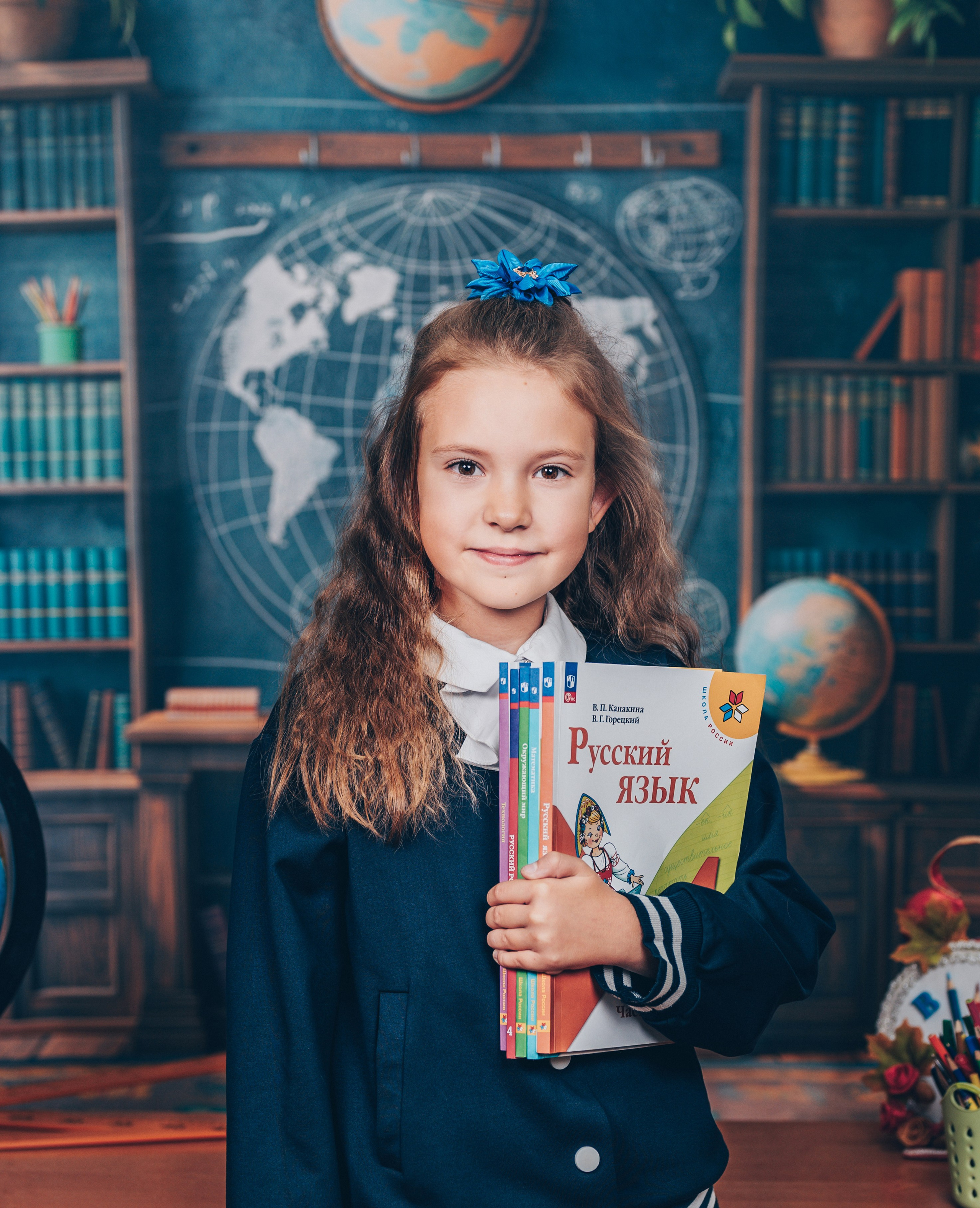 1-4 классы. Выпускные альбомы и Школьный фотограф в Алексеевке, Бирюче, Красном