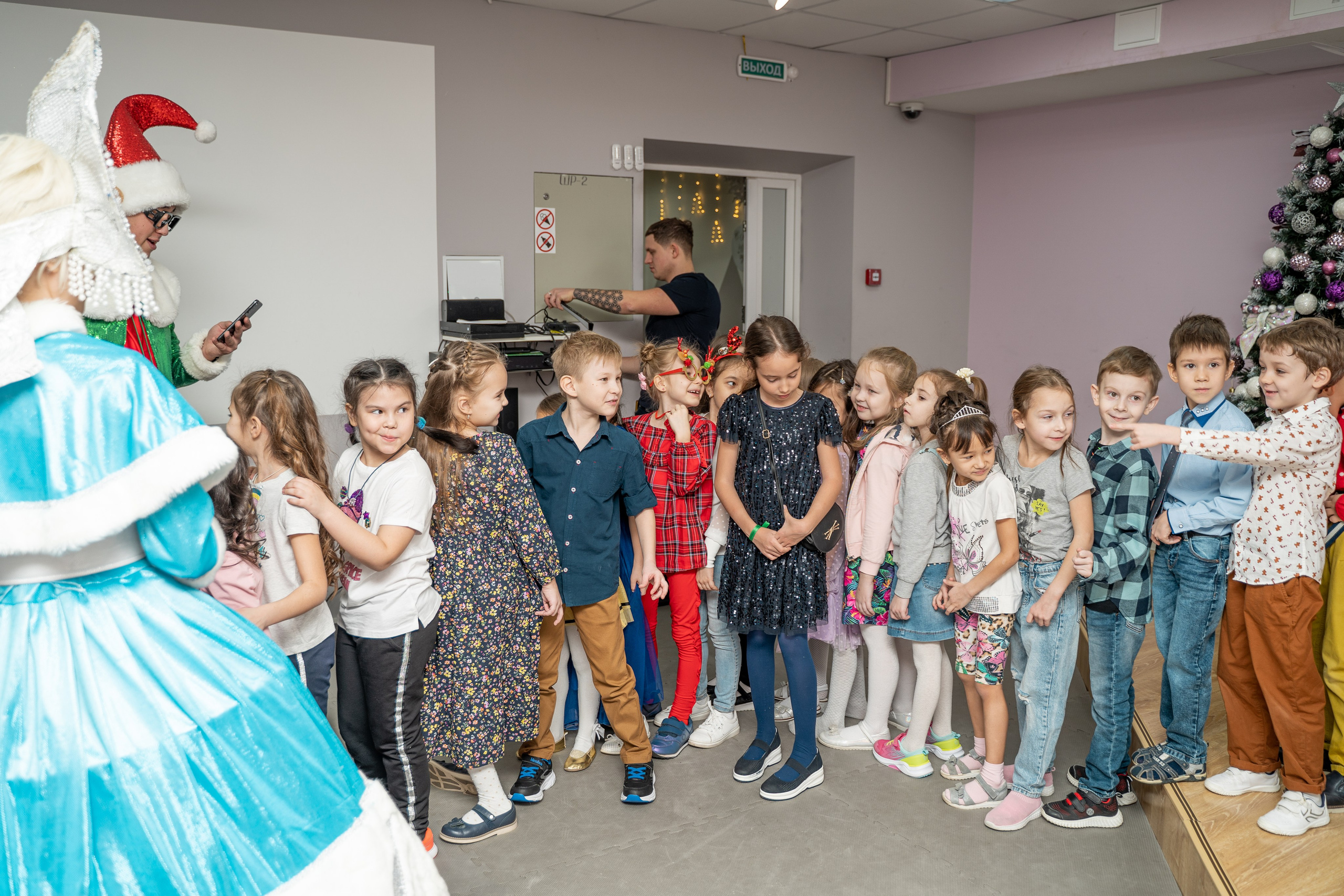 1 гимназия Новогодний утренник. Свадебный и репортажный фотограф в Уфе| Осетрова Ольга