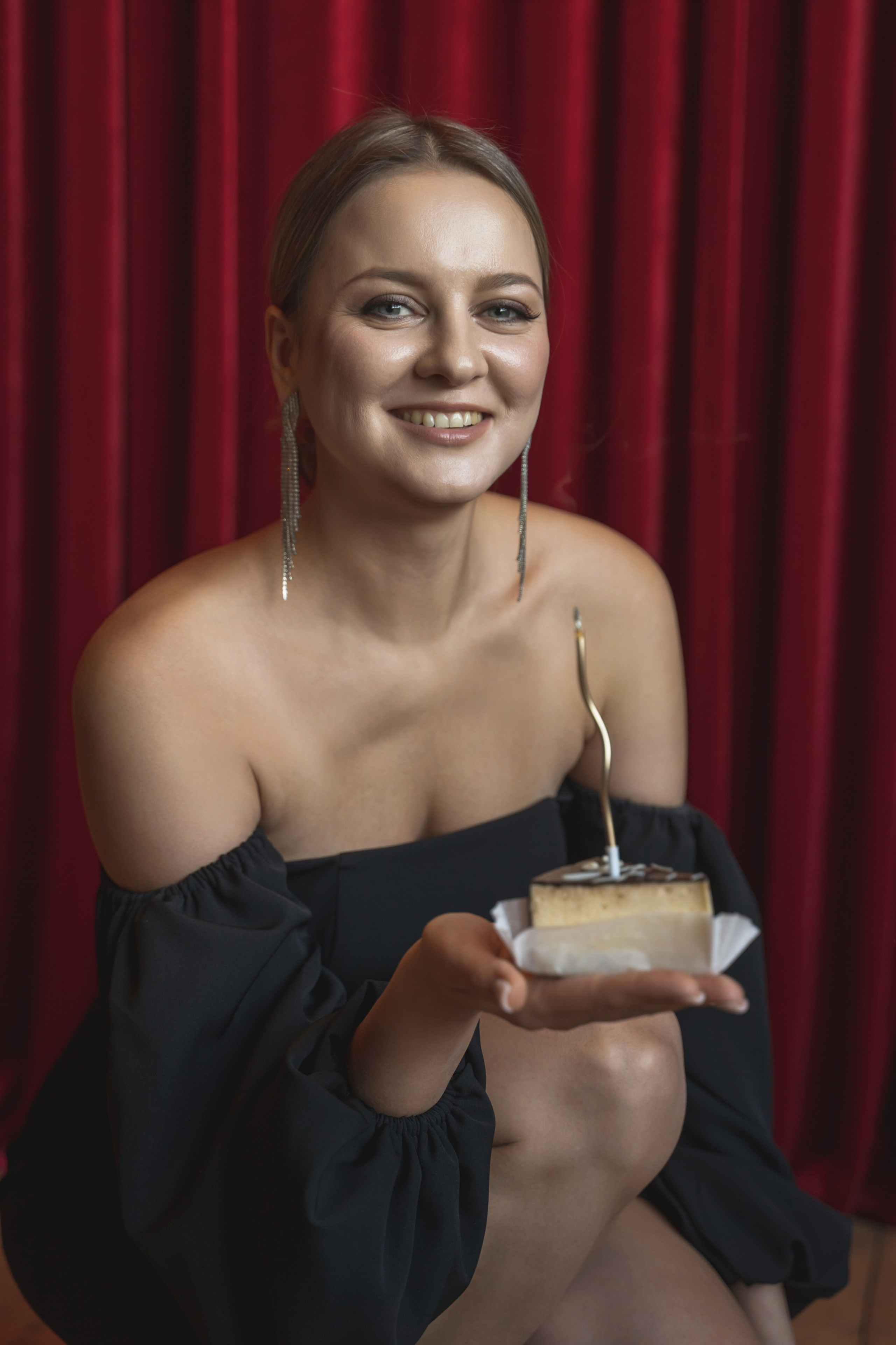 Елена. Главная