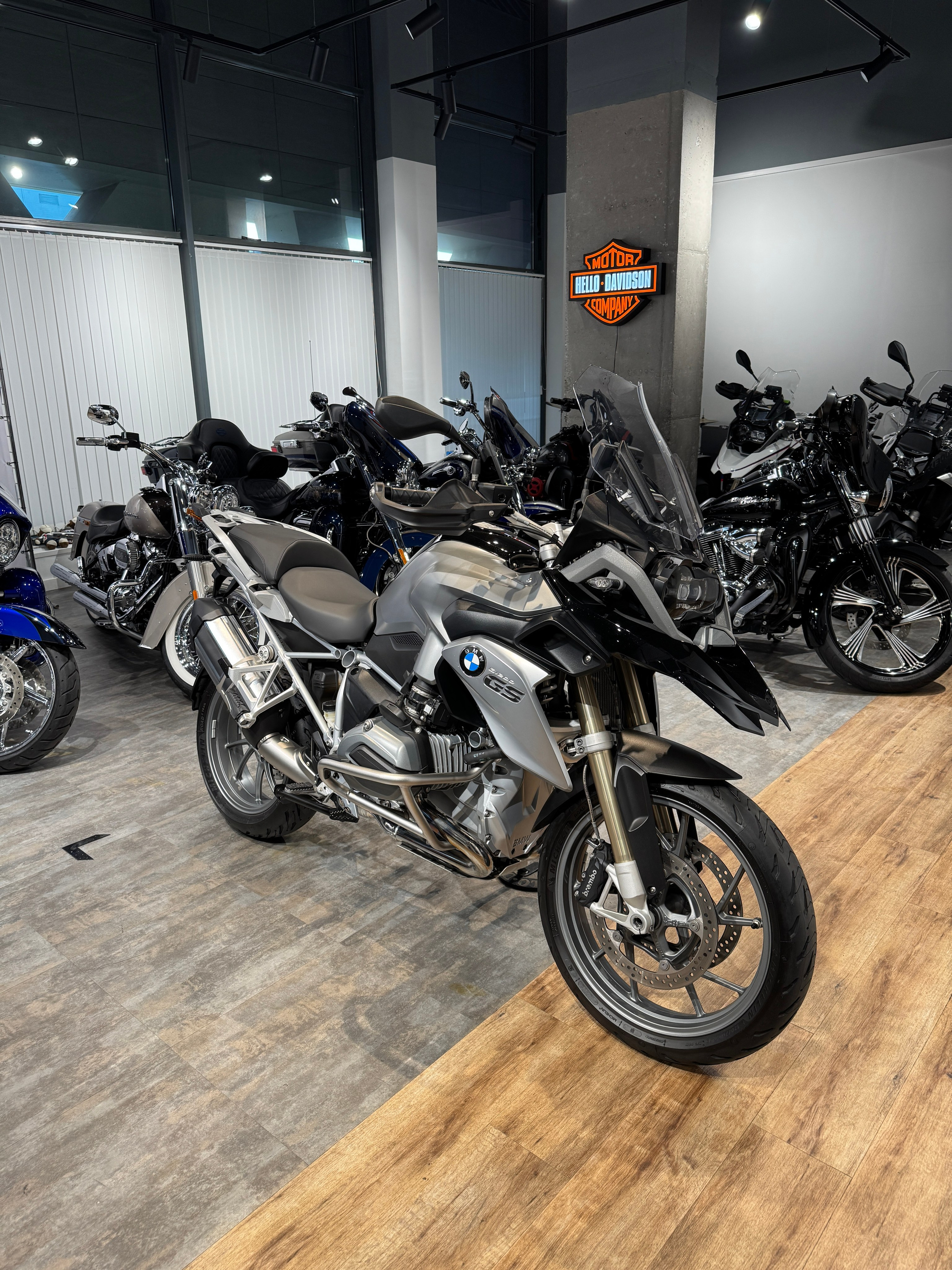 2015 BMW R1200GS Black/Agate Grey (VIN *4908). Hello Davidson, Москва. Только хорошие мотоциклы…