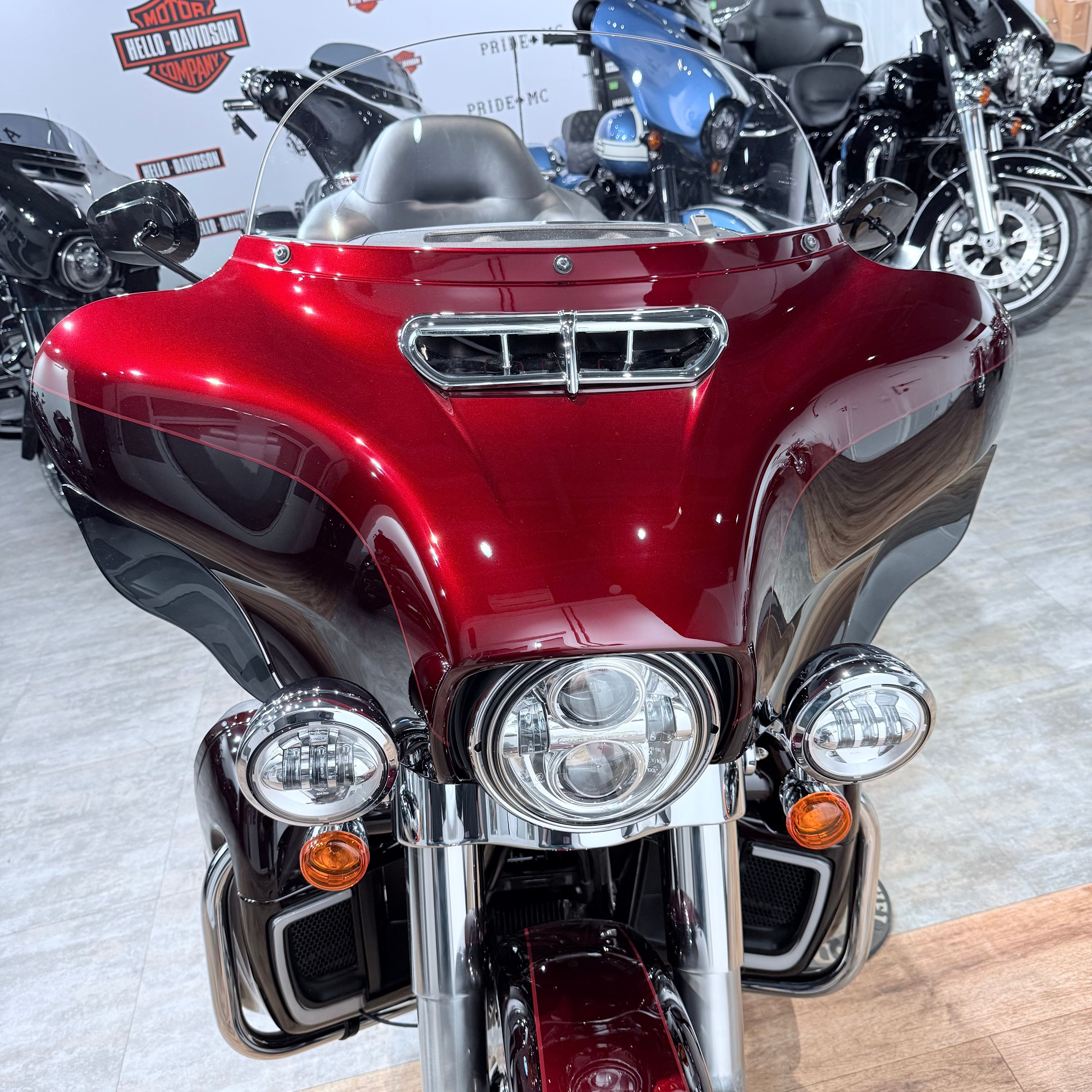 2015 Electra Glidе Ultrа Limitеd 103 ABS Dark Сhеrry Реаrl. Hello Davidson, Москва. Только хорошие мотоциклы…