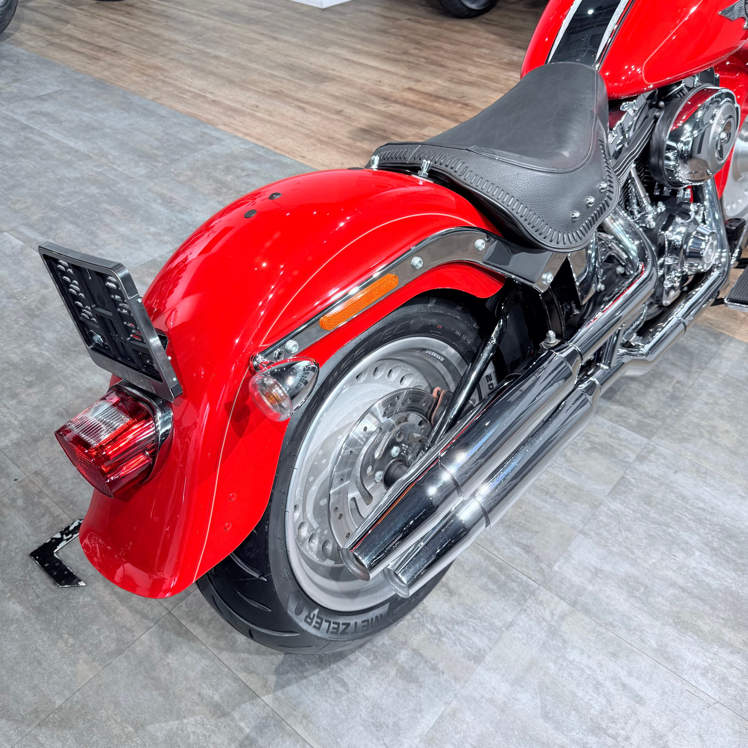 2010 Fat Boy АВS Rеd Сherry Реаrl. Hello Davidson, Москва. Только хорошие мотоциклы…