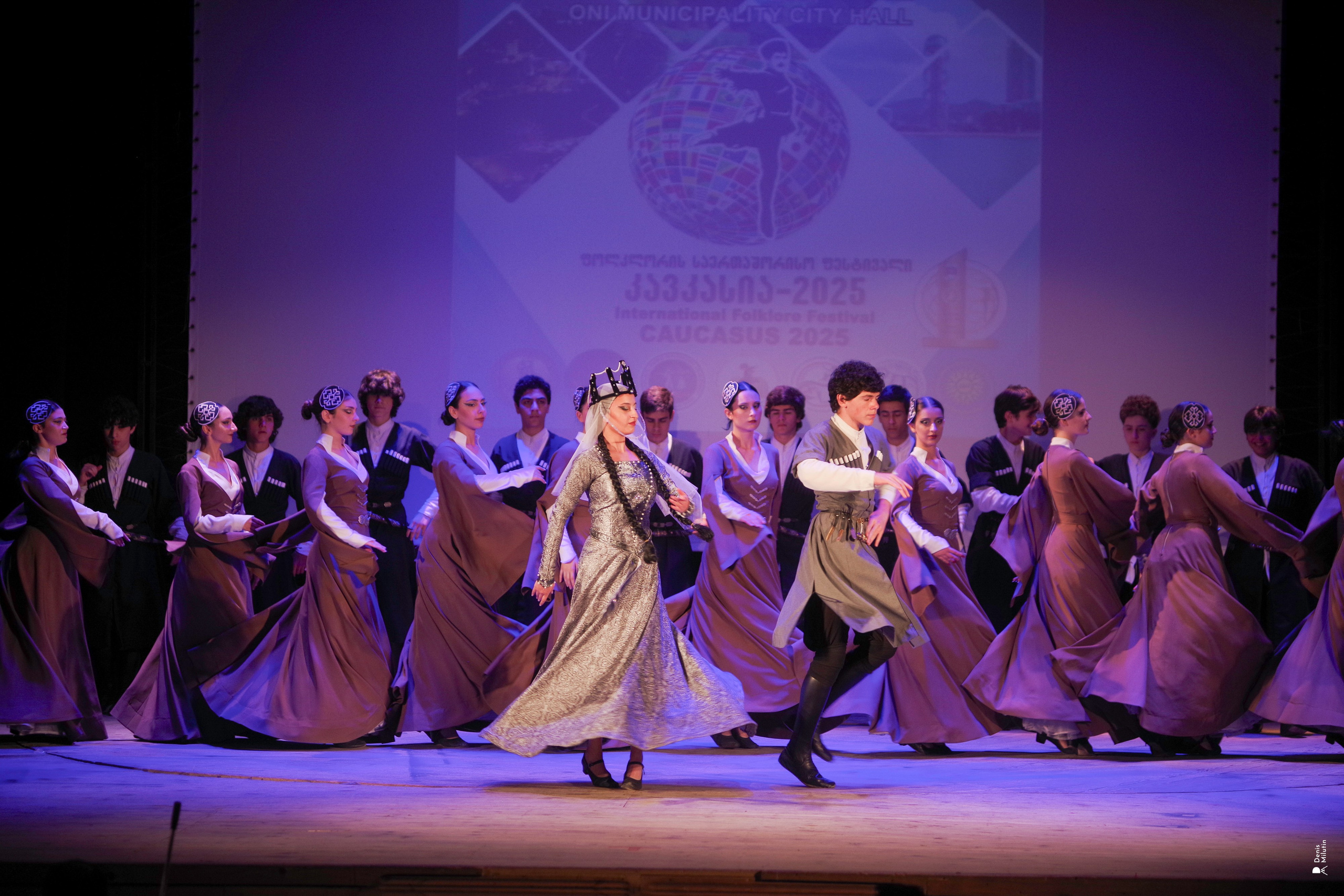 Танцы в прекрасном Они. Портретный фотограф Денис Милютин