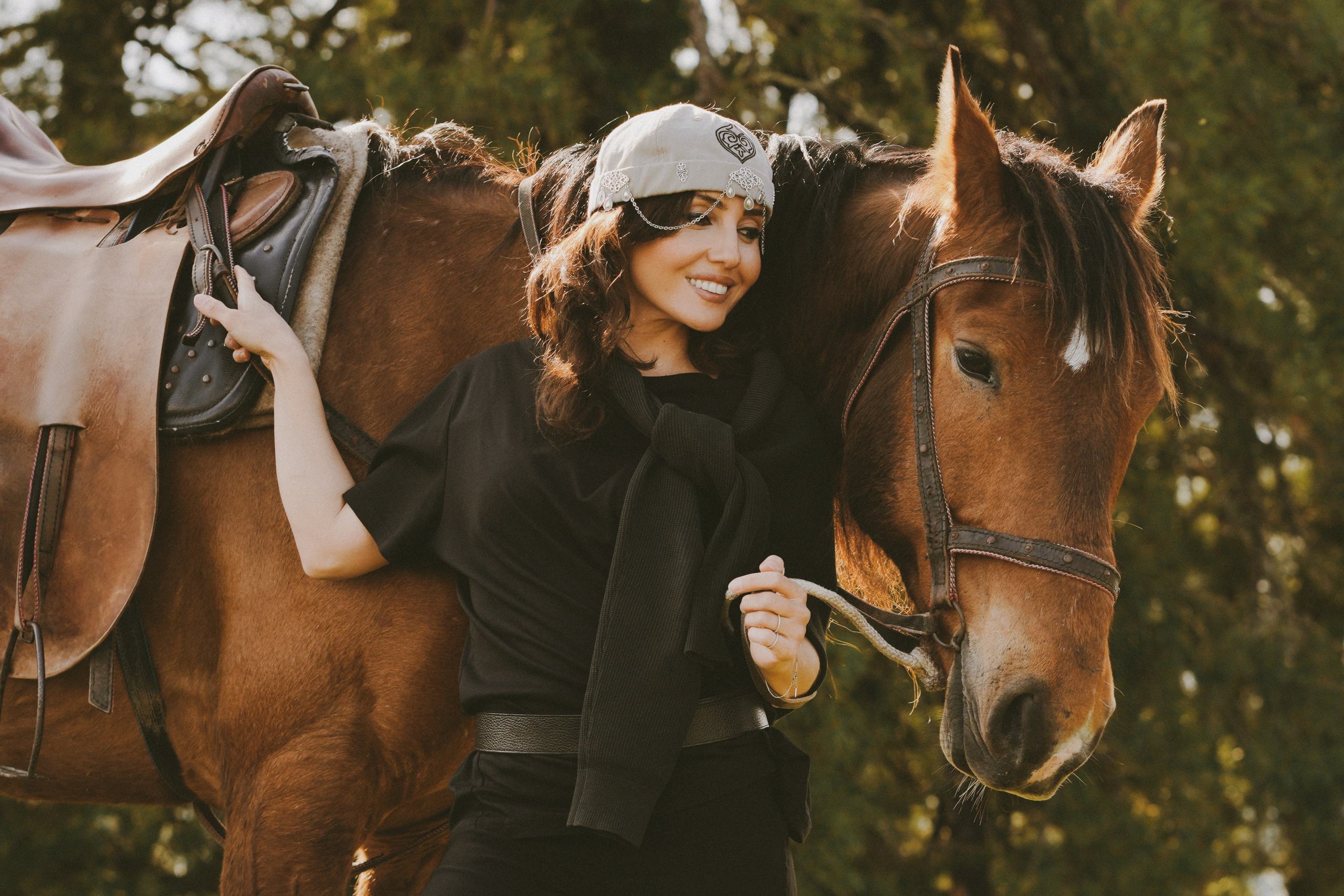 На конной прогулке по Алтаю. Выездной фотограф-видеограф в Республике Алтай Солоны Куюкова