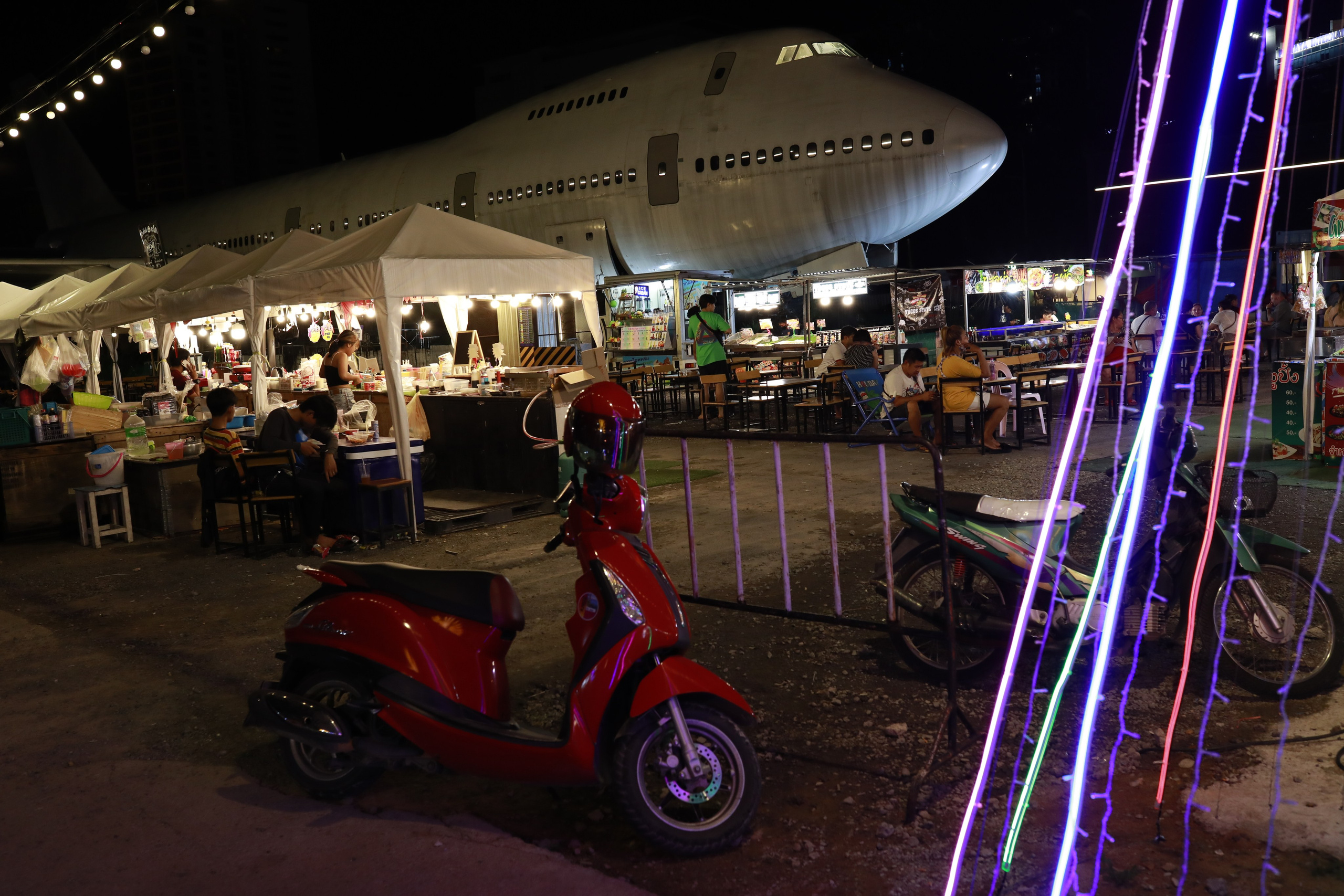 Автомобильный фотограф. Алекс Ком. Автомобильный фотограф и детский писатель из Москвы