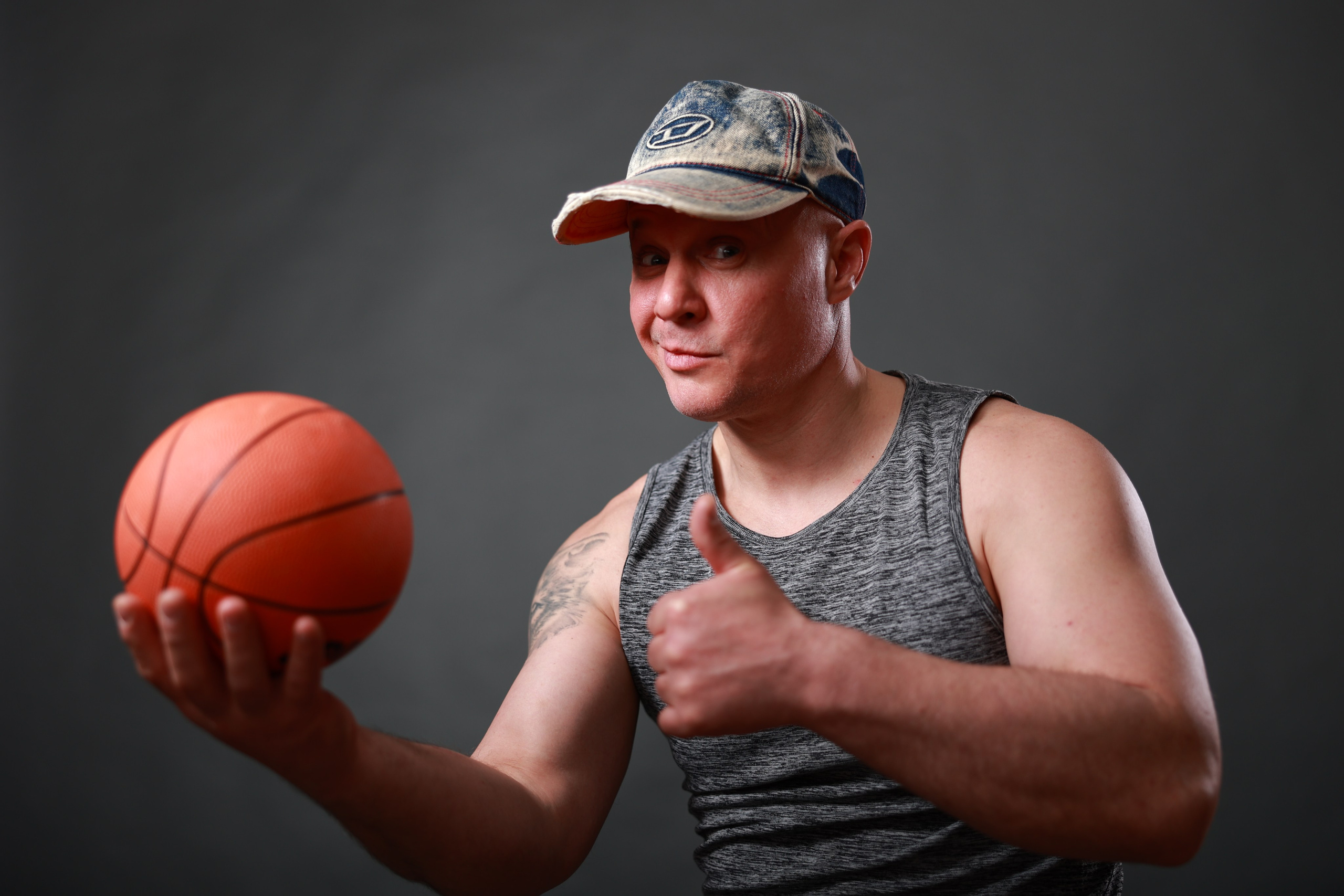 Эмоции снепы. Денис Волк актёр / модель