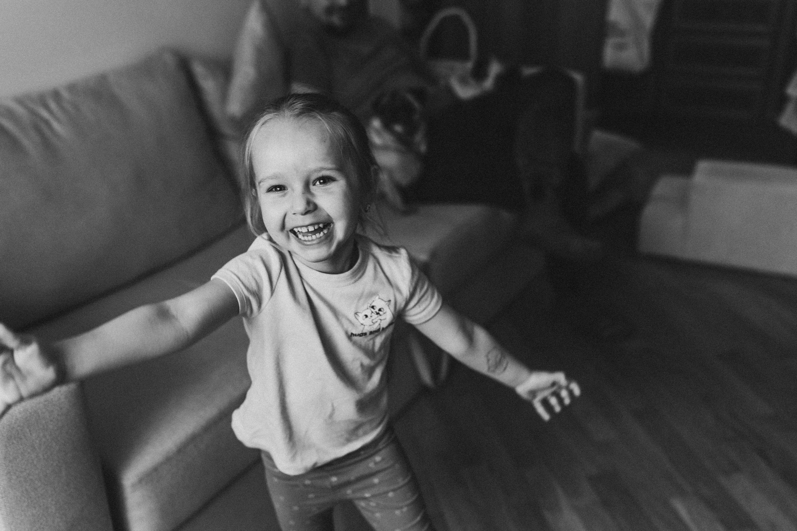 Уютная домашняя фотосессия Любы Димы Веры и Алины. Детский, семейный и ньюборн фотограф в Москве Юлия Шуарт