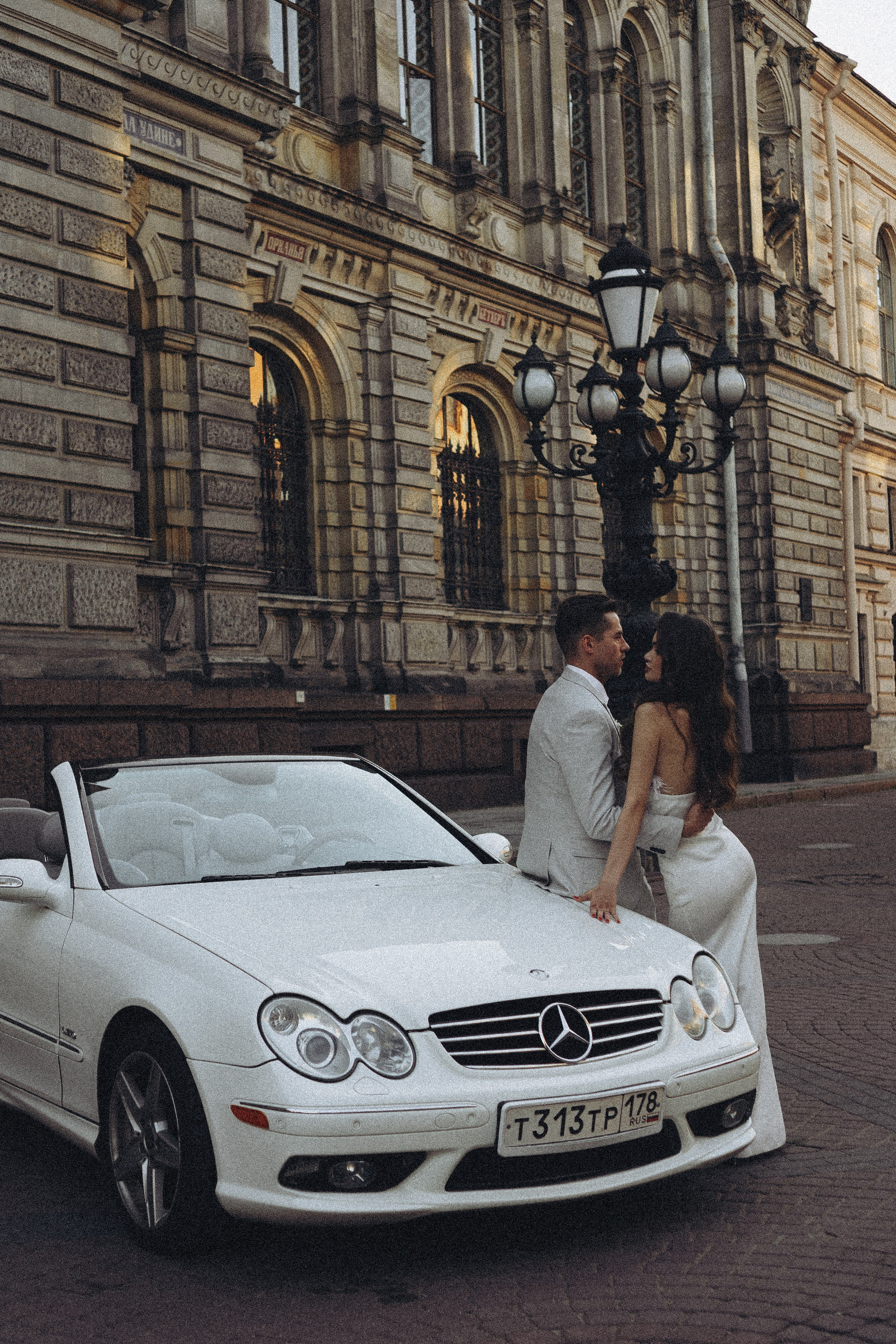 Свадебная сьемка у академии Штиглица. Профессиональный фотограф, Санкт-Петербург — Виктория Богомолова