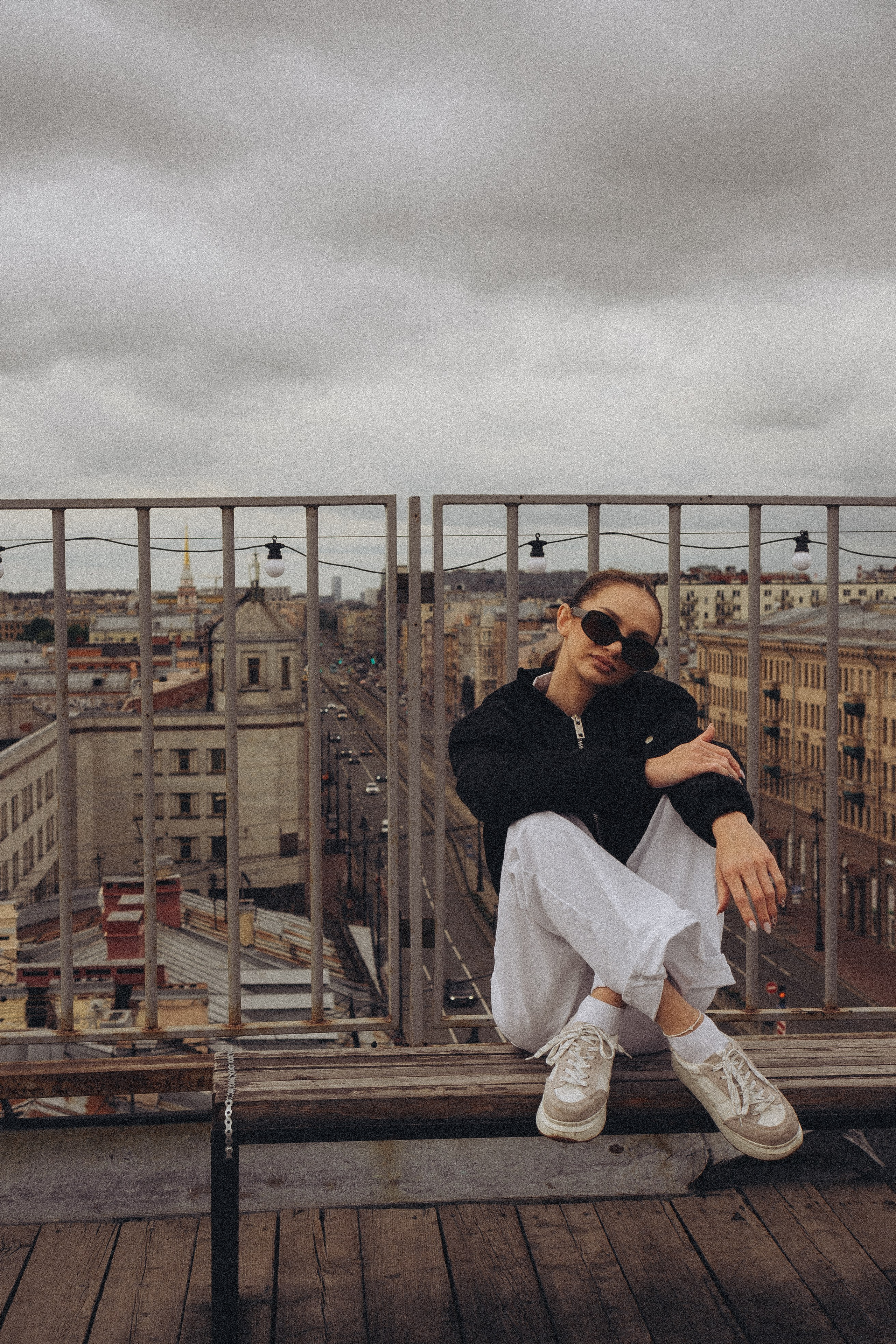 МЫ ГУЛЯЛИ ПРО КРЫШАМ ПИТЕРА. Профессиональный фотограф, Санкт-Петербург — Виктория Богомолова