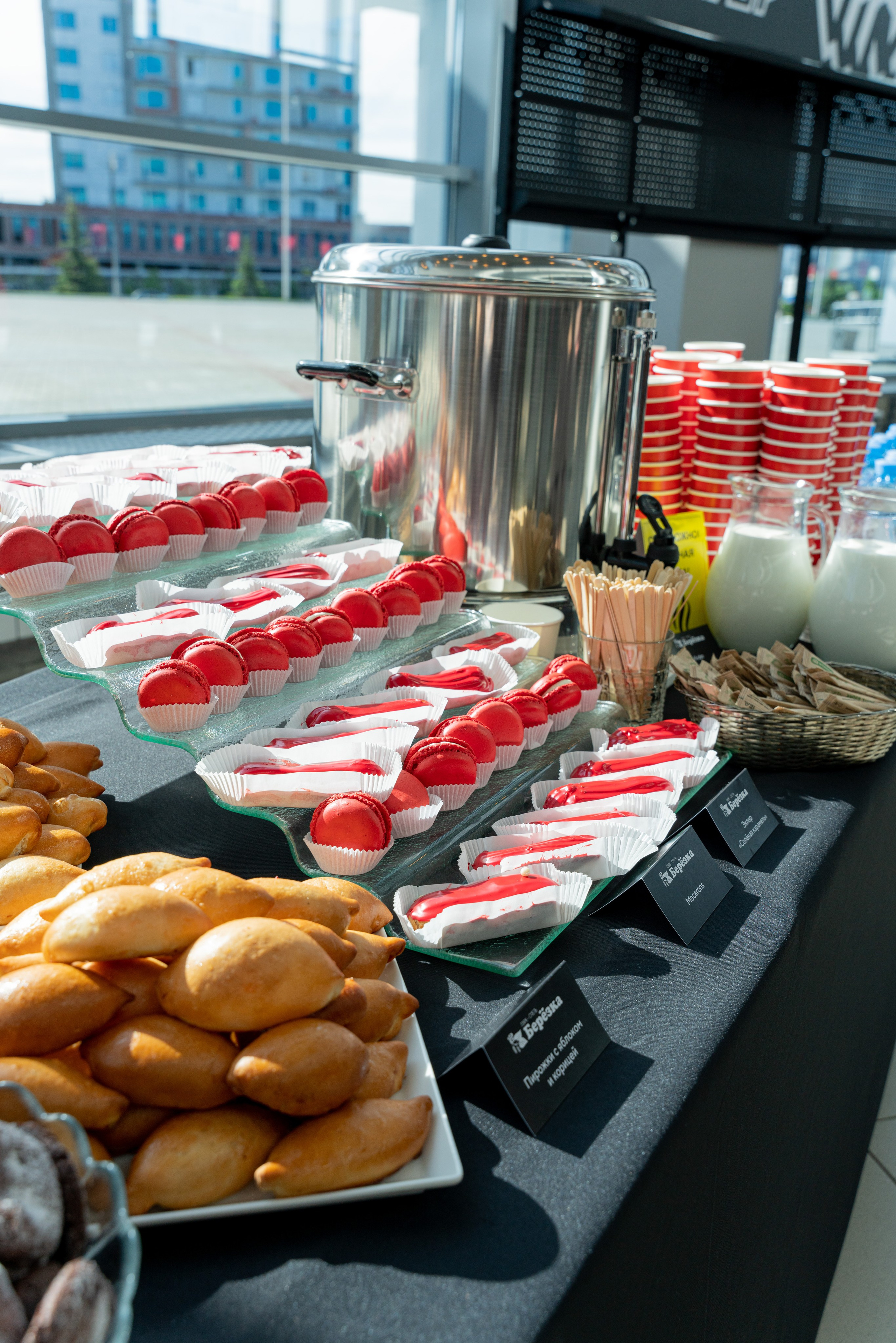 КЕЙТЕРИНГ В АЛЬФА ИНФА. Фотограф на любое мероприятие