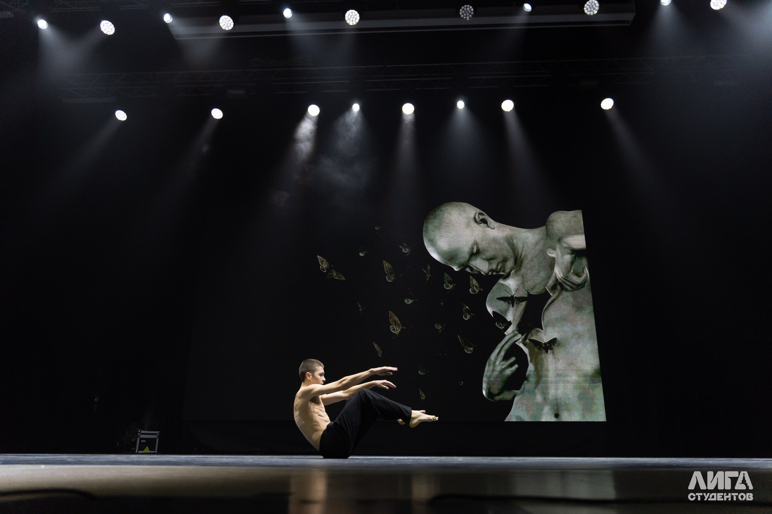 Российская Студенческая Весна 2025. Портретный фотограф в Казани Радомир Заздравных