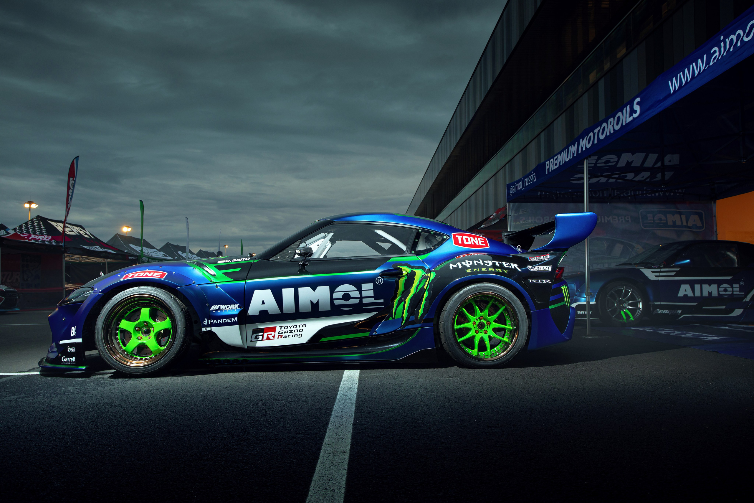 Спорт. Tony Mikhailov